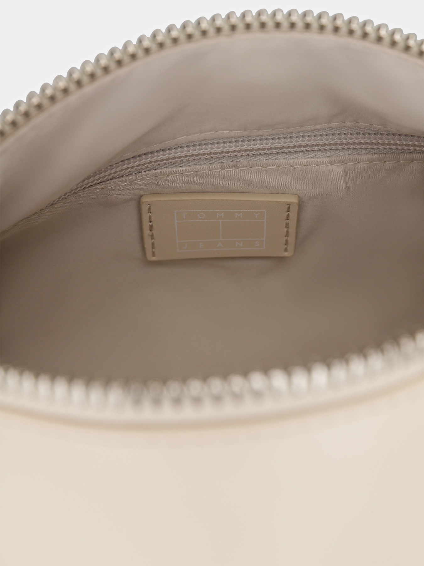 Сумки Tommy Hilfiger модель AW0AW17531-ACG Фото