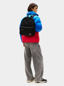 Рюкзаки Tommy Hilfiger TJM ESS DAILY DOME BACKPACK модель AM0AM13726-BDS Фото