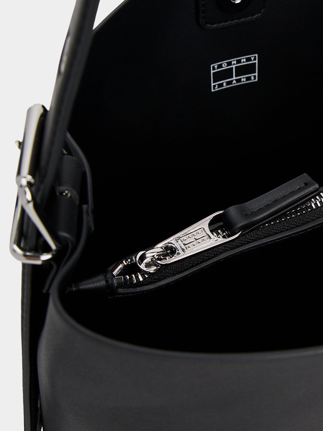 Сумки Tommy Hilfiger модель AW0AW17871-BDS Фото