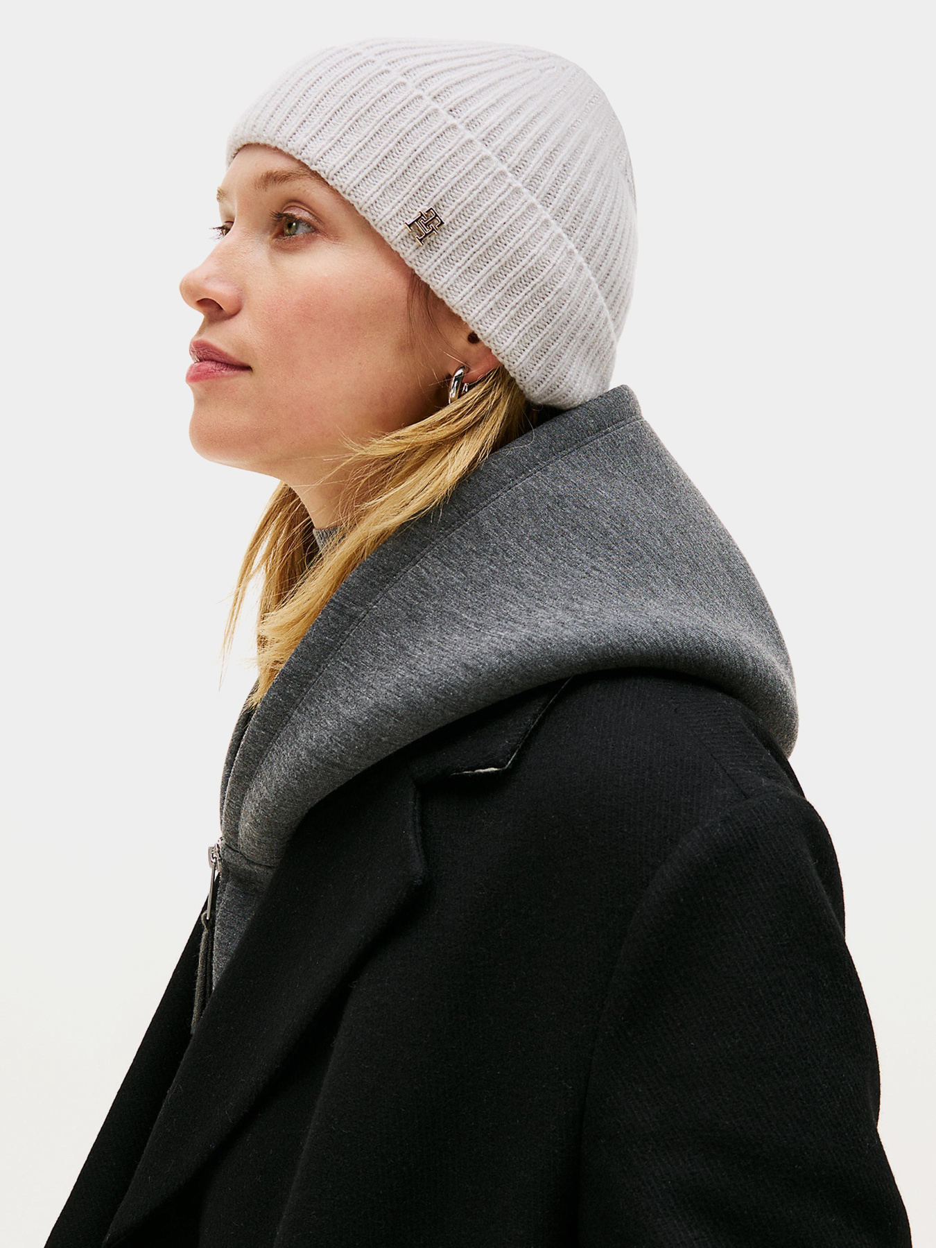 Шапки и кепки Tommy Hilfiger модель AW0AW17772-PQU Фото