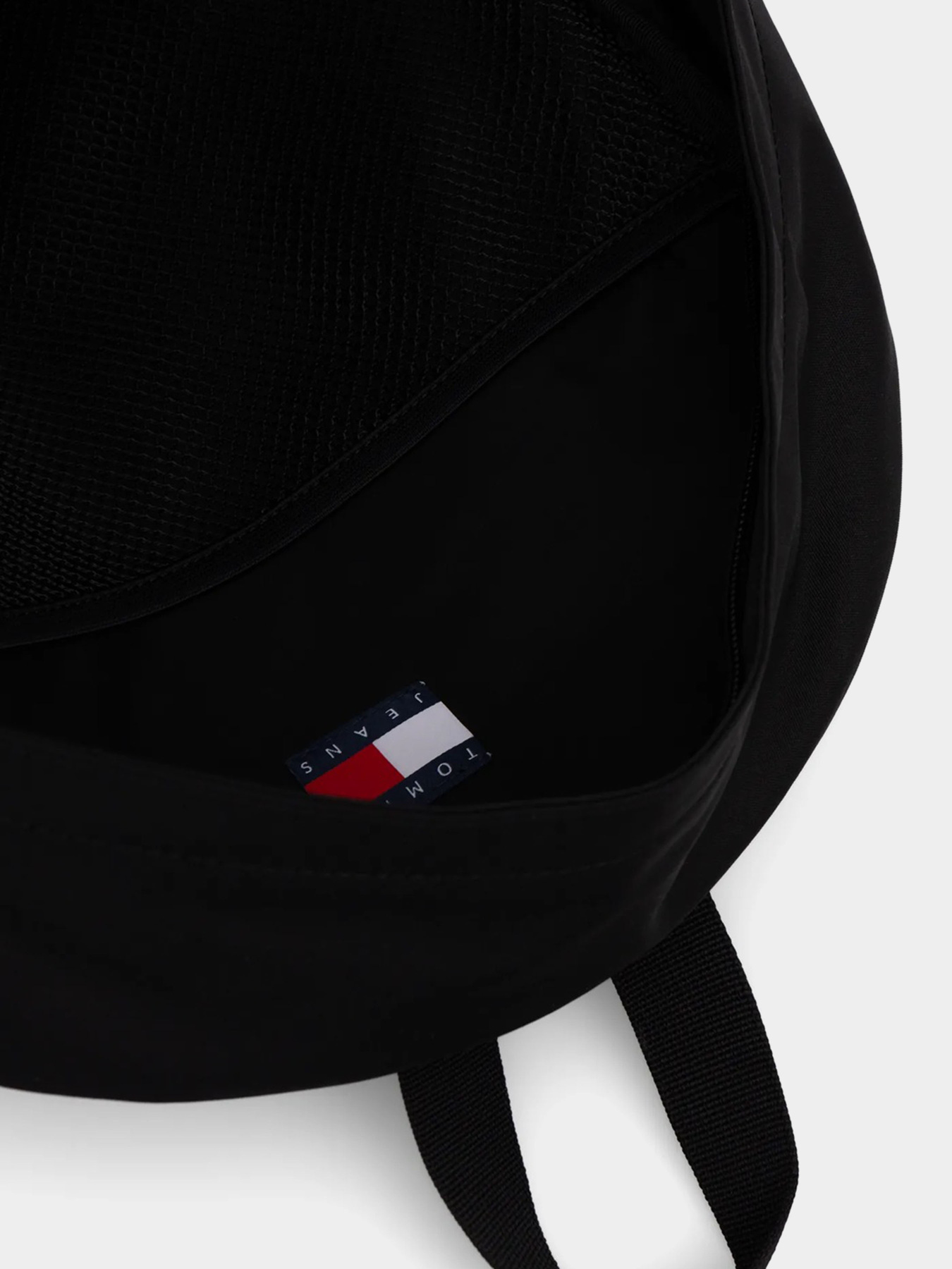 Рюкзаки Tommy Hilfiger TJM ARCHIVE BACKPACK модель AM0AM13889-BDS Фото