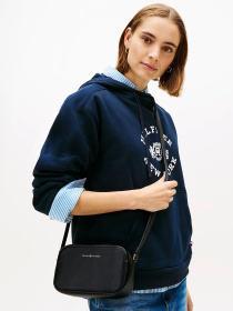 Сумки Tommy Hilfiger TH LOGO CAMERA BAG модель AW0AW18115-BDS Фото
