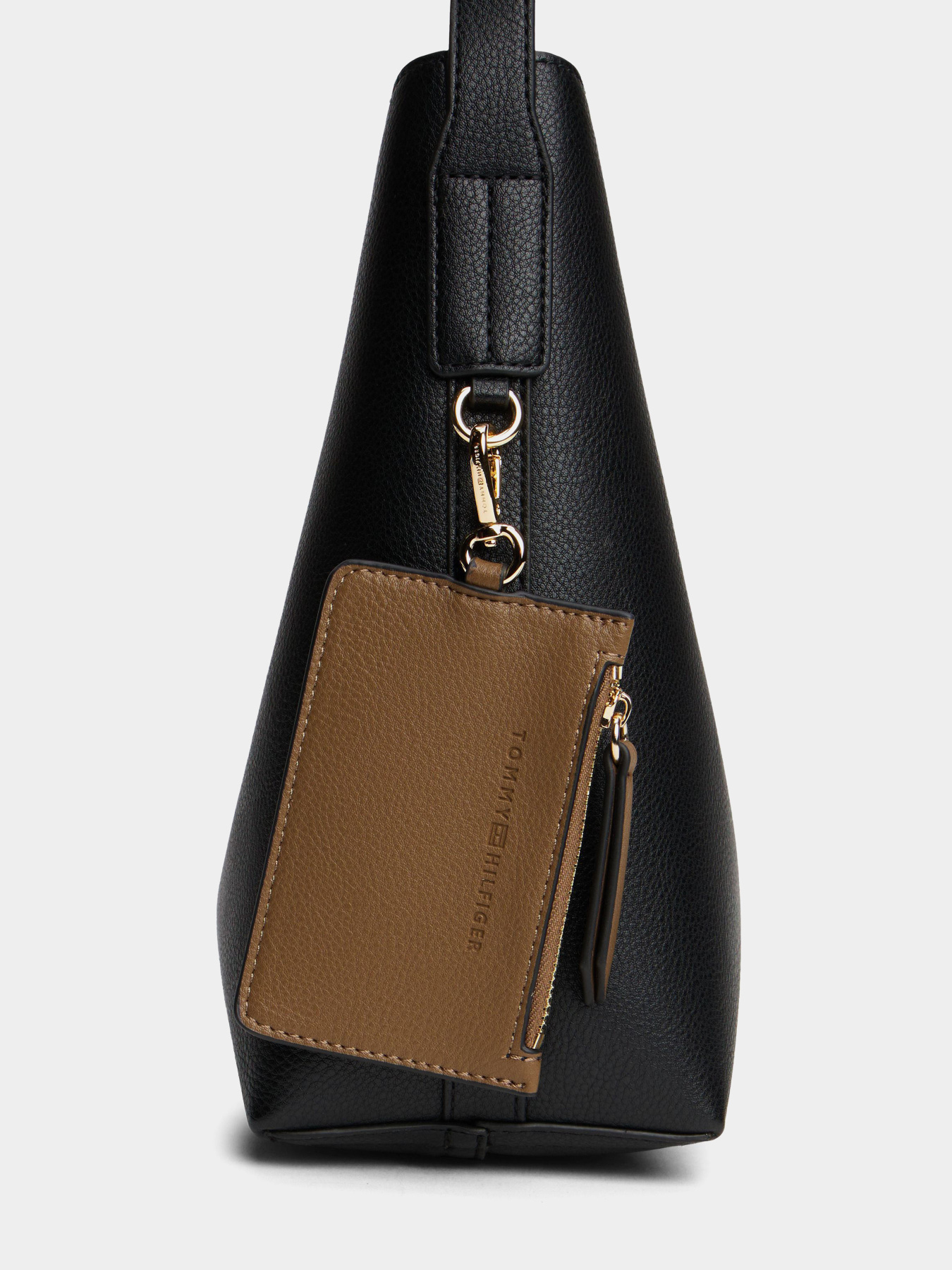 Сумки Tommy Hilfiger TH ICON SHOULDER BAG модель AW0AW18140-BDS Фото