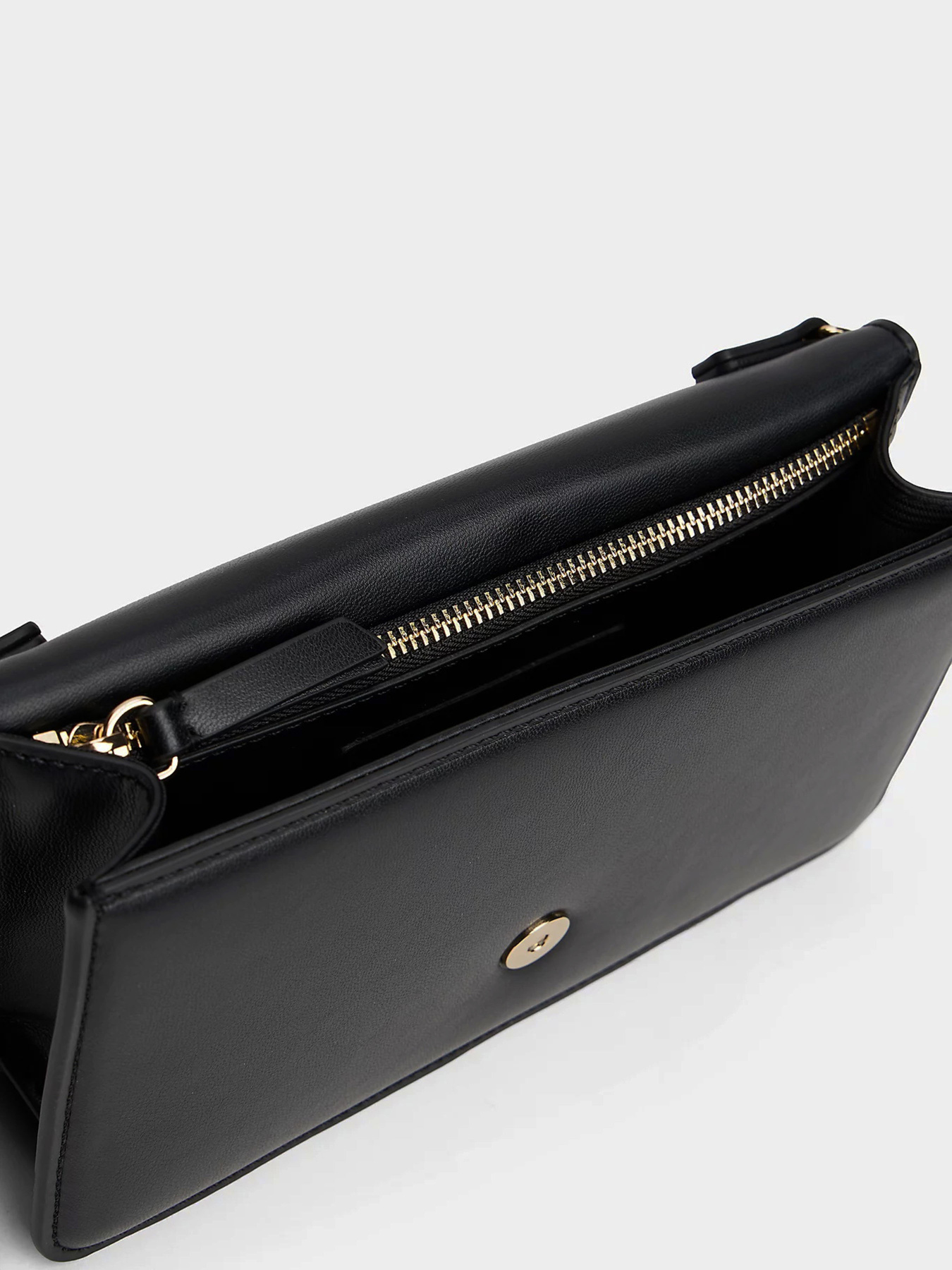 Сумки Tommy Hilfiger TH HERITAGE CLUTCH модель AW0AW18288-BDS Сумки Tommy Hilfiger TH HERITAGE CLUTCH модель AW0AW18288-BDS Фото