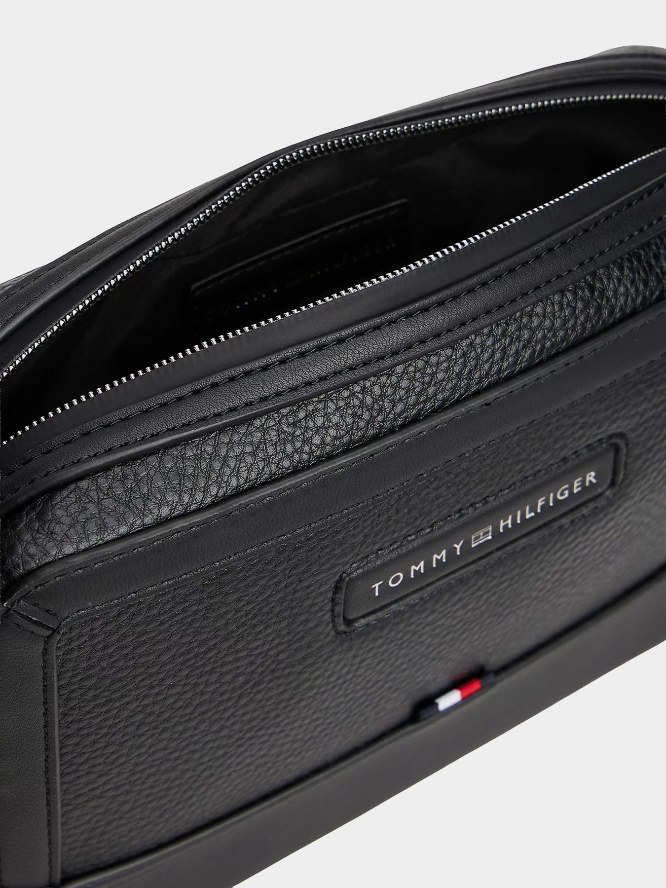 Сумки Tommy Hilfiger TH CENTRAL EW REPORTER модель AM0AM14030-BDS Фото