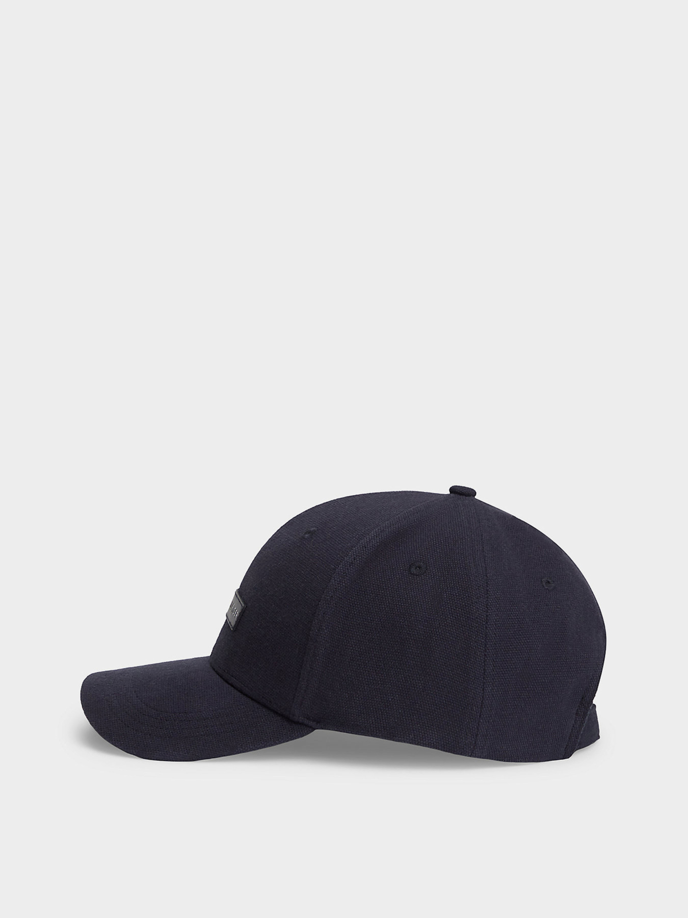 Шапки и кепки Tommy Hilfiger TH FOUNDATION CANVAS 6 PANEL C модель AM0AM14119-DW6 Шапки и кепки Tommy Hilfiger TH FOUNDATION CANVAS 6 PANEL C модель AM0AM14119-DW6 Фото