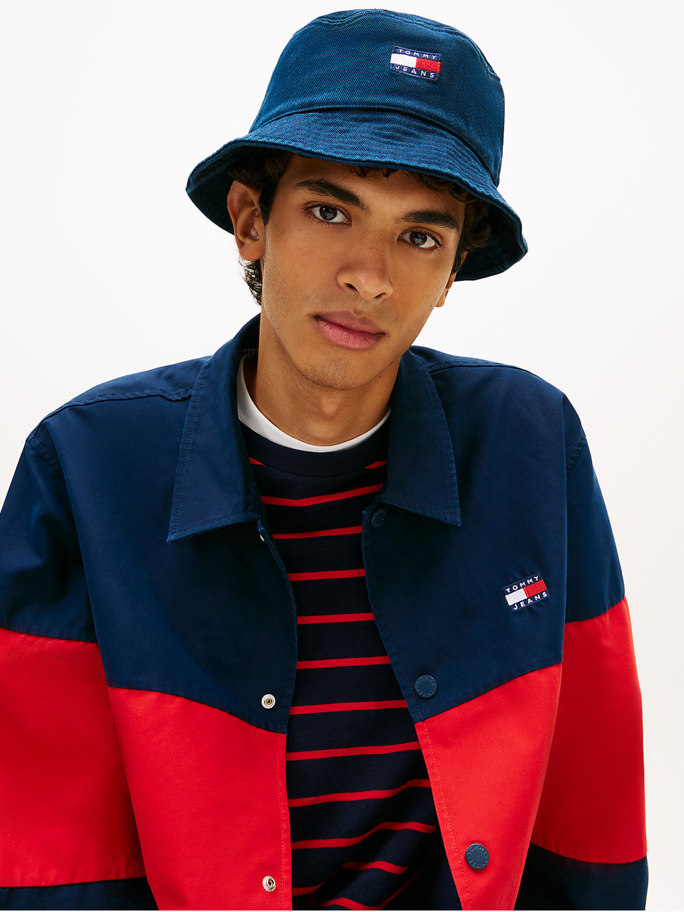 Шапки та кепки Tommy Hilfiger TJM HERITAGE WASHED BUCKET модель AM0AM14267-C1G Фото