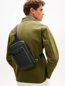 Сумки Tommy Hilfiger TH FLAG MONOGRAM SLING PACK модель AM0AM14140-BDS Фото