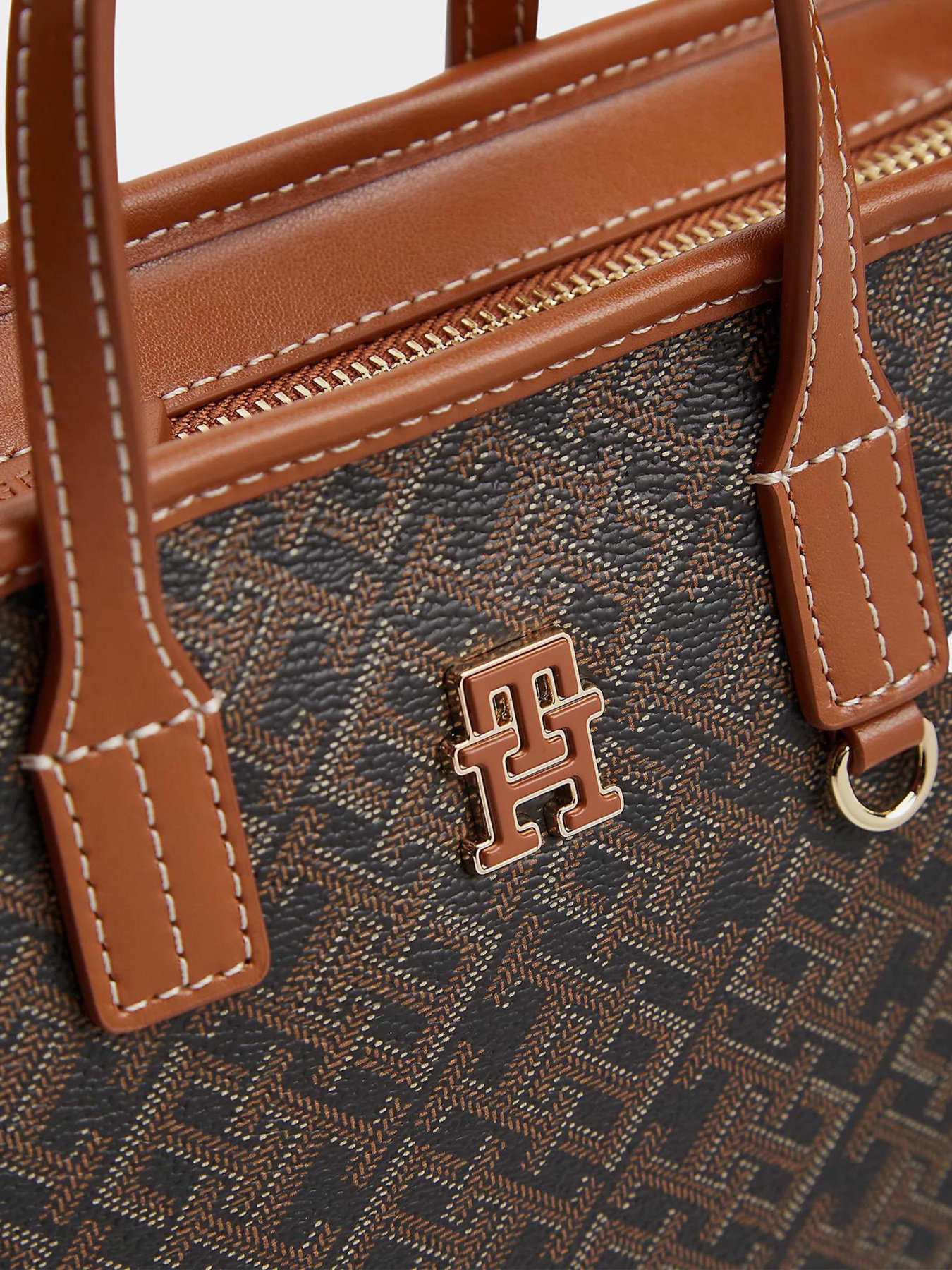 Сумки Tommy Hilfiger TH MONOPLAY MINI TOTE LE модель AW0AW18848-0GJ Фото