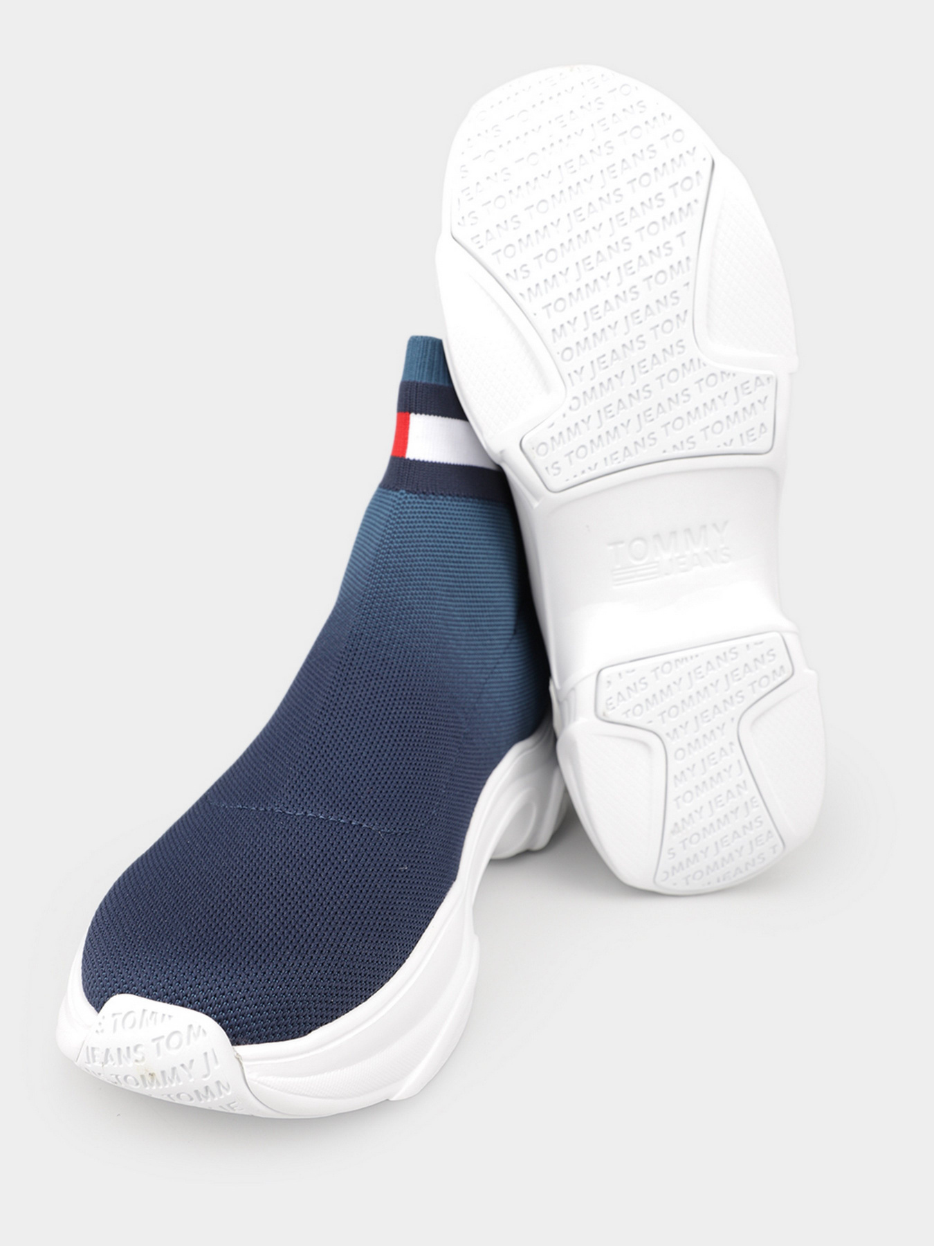Ботинки и сапоги Tommy Hilfiger Ombre Knit Hybrid модель EN0EN01592-C87 Ботинки и сапоги Tommy Hilfiger Ombre Knit Hybrid модель EN0EN01592-C87 Фото