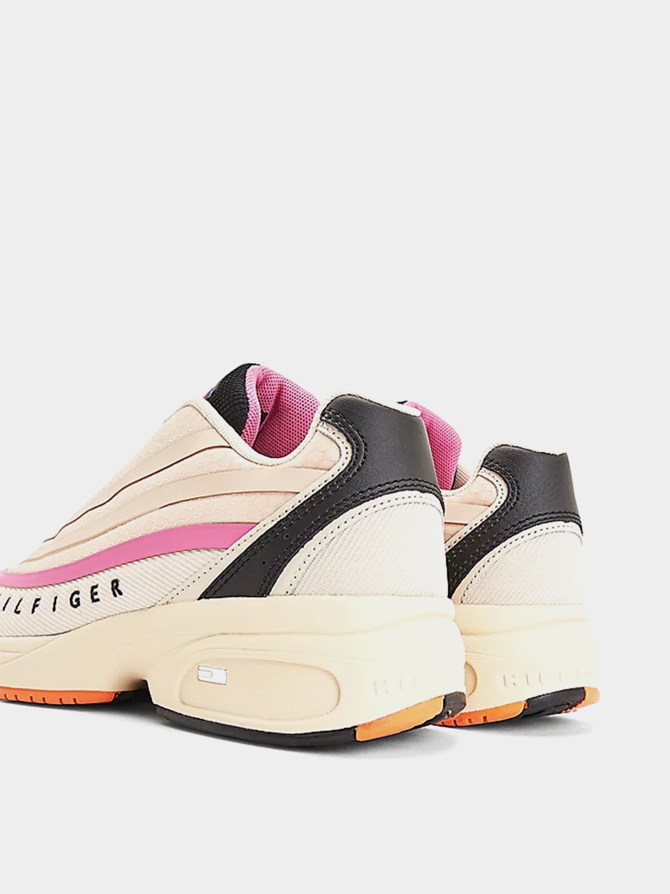 Кросівки Tommy Hilfiger Heritage Runner модель EN0EN01513-ABI Фото