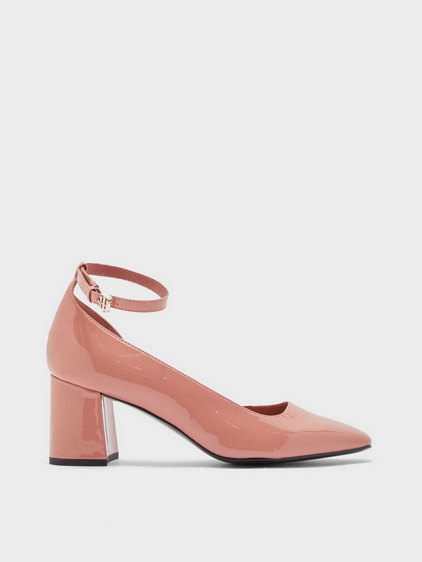 Туфли и лоферы Tommy Hilfiger ESSENTIAL PATENT COURT SHOES модель FW0FW05785-SM8 Фото
