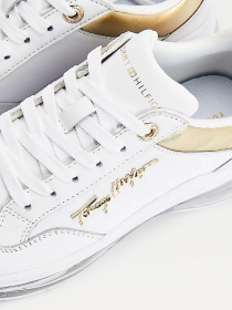 Кросівки Tommy Hilfiger AIR BUBBLE SIGNATURE METALLIC TRAINERS модель FW0FW05797-YBR Фото