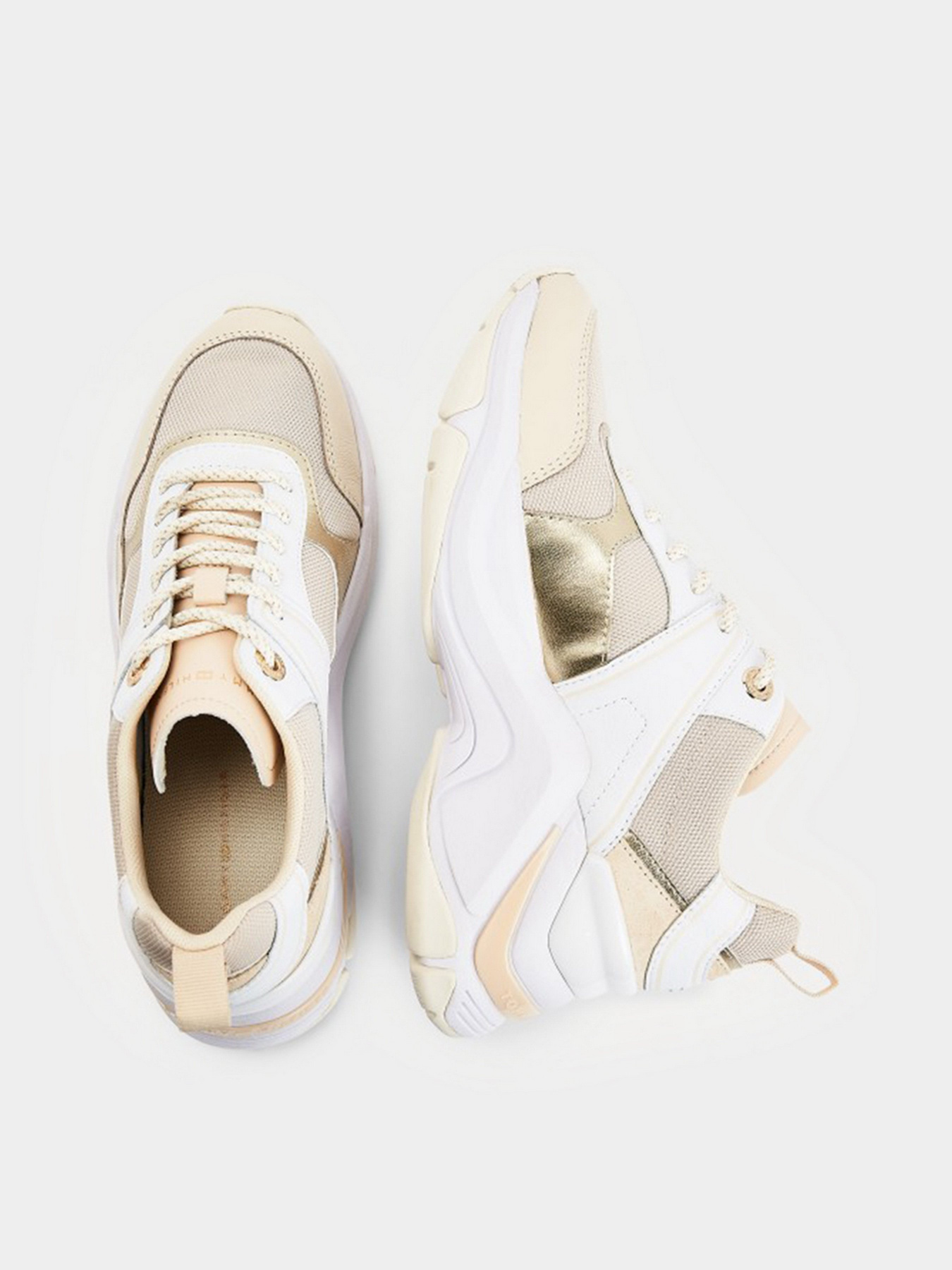 Кросівки Tommy Hilfiger FASHION WEDGE TRAINERS модель FW0FW05799-AA8 Кросівки Tommy Hilfiger FASHION WEDGE TRAINERS модель FW0FW05799-AA8 Фото