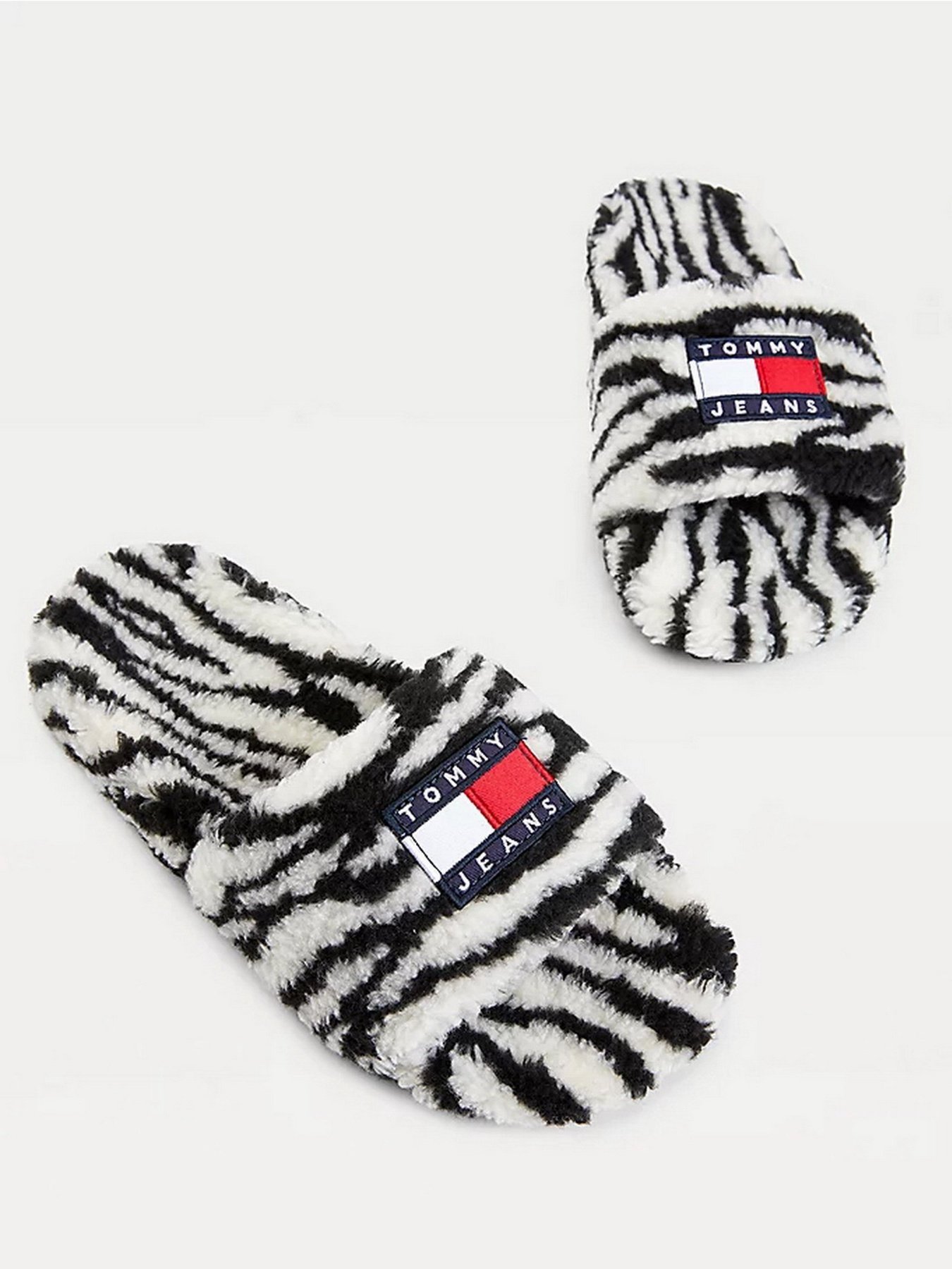 Капці Tommy Hilfiger модель EN0EN01668-BDS Капці Tommy Hilfiger модель EN0EN01668-BDS Фото