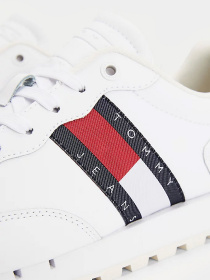Кросівки Tommy Hilfiger модель EN0EN01652-YBR Фото