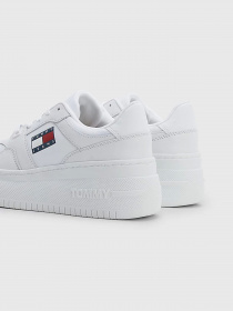 Кросівки Tommy Hilfiger модель EN0EN02086-0K4 Фото