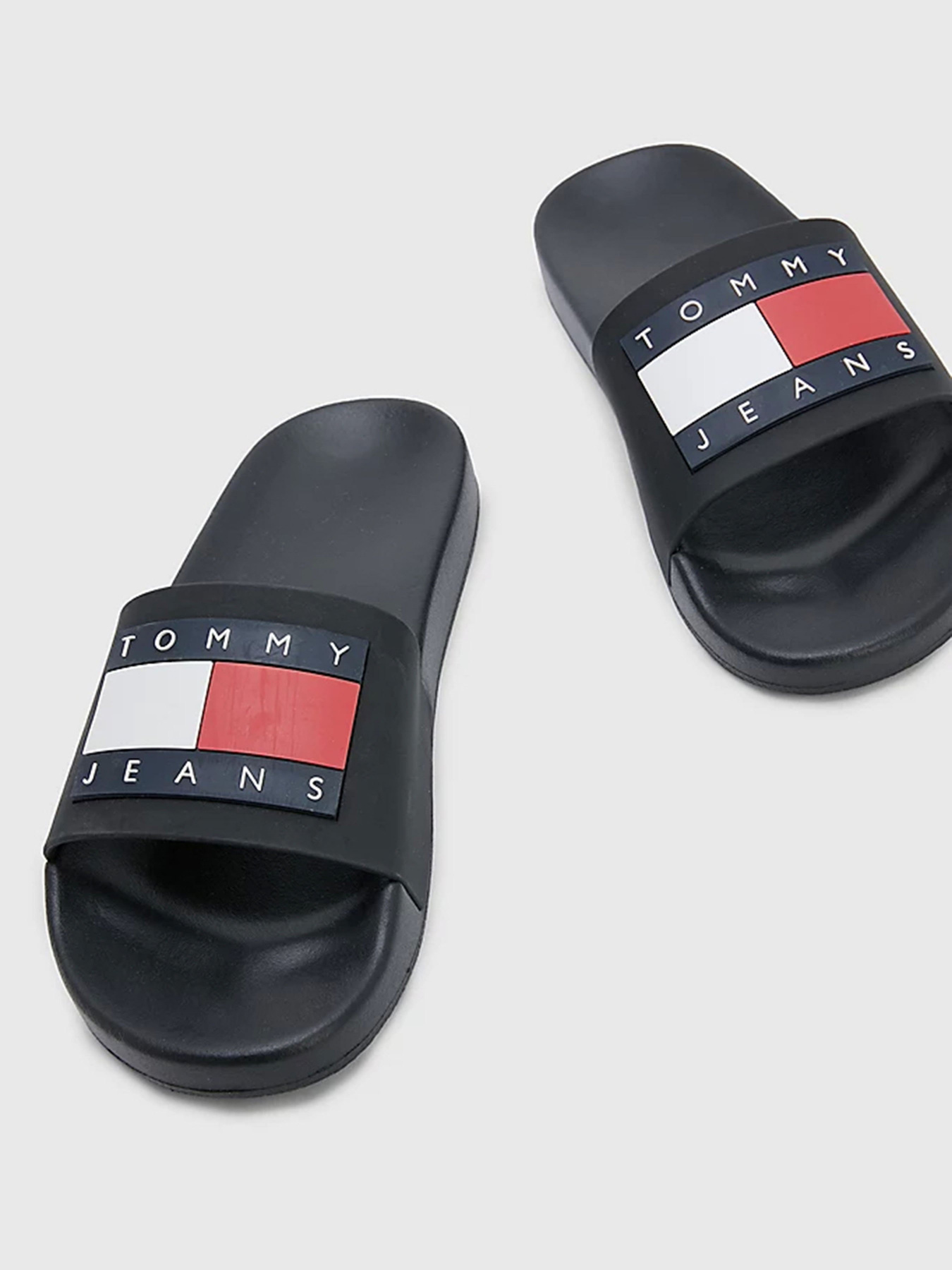 Шлёпанцы Tommy Hilfiger модель EN0EN02115-BDS Фото