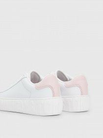 Кросівки Tommy Hilfiger модель EN0EN02137-0K4 Фото