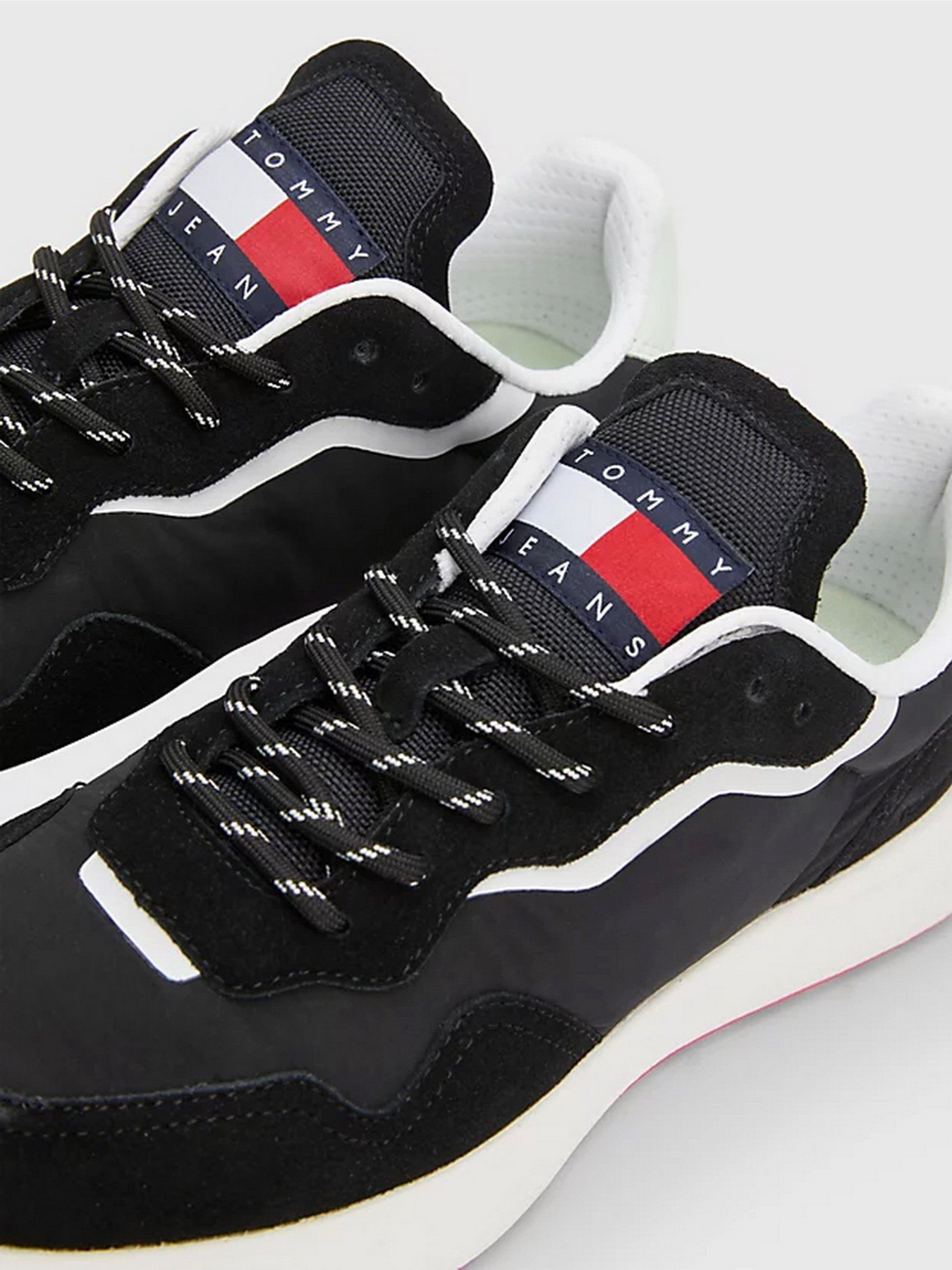 Кроссовки Tommy Hilfiger модель EN0EN02143-0GJ Кроссовки Tommy Hilfiger модель EN0EN02143-0GJ Фото