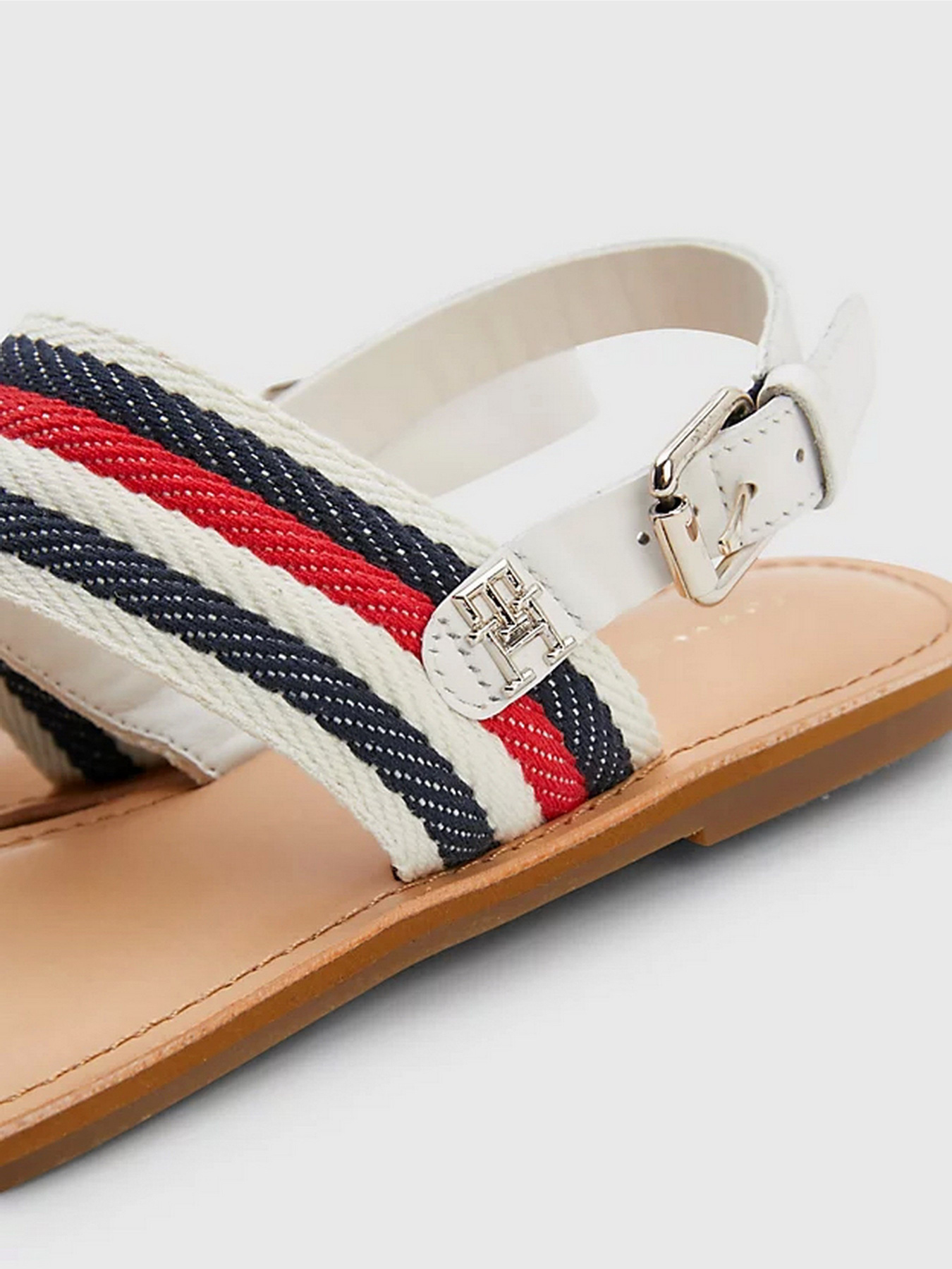 Сандалії Tommy Hilfiger модель FW0FW06988-YBL Сандалії Tommy Hilfiger модель FW0FW06988-YBL Фото