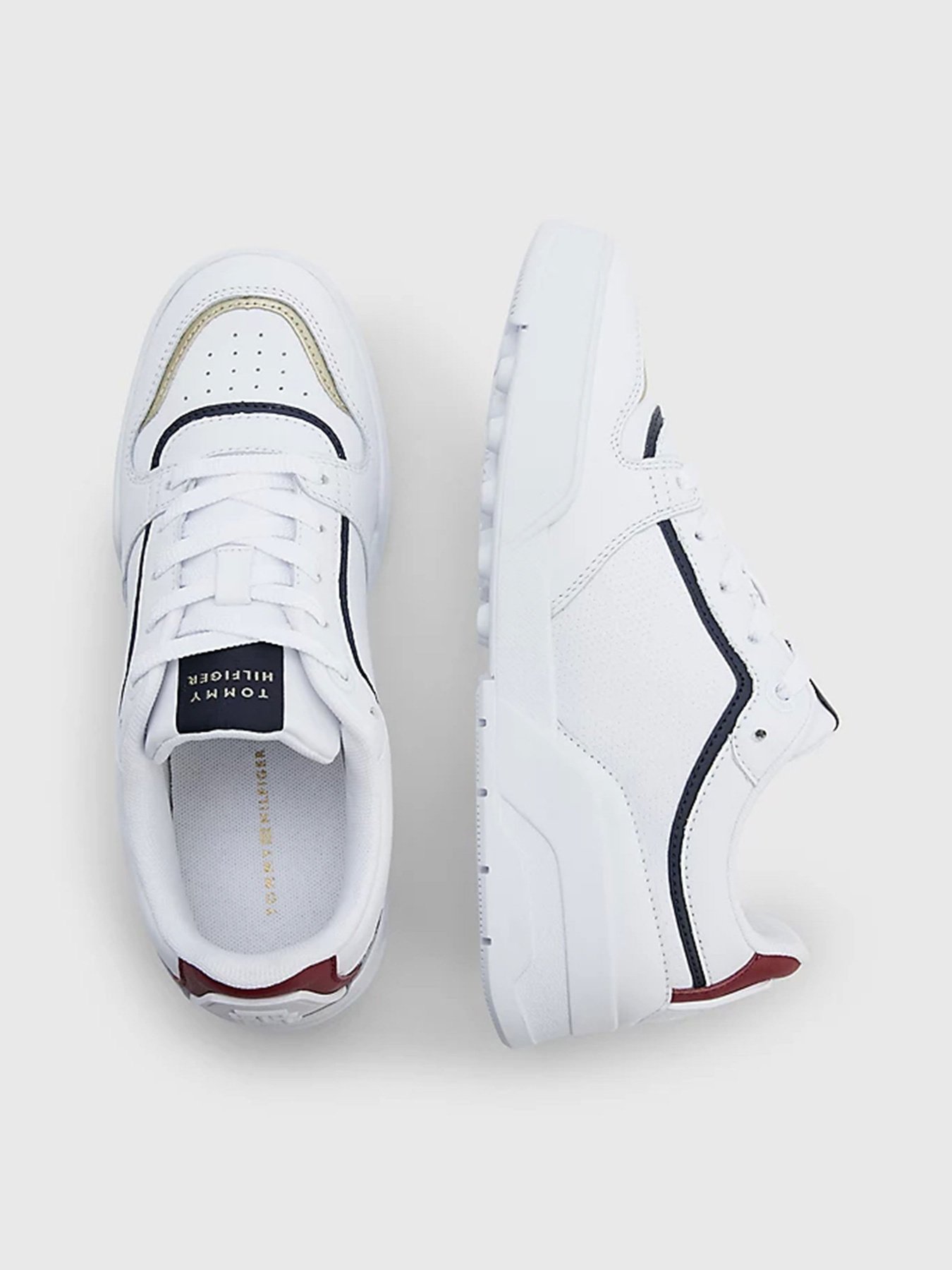 Кроссовки Tommy Hilfiger модель FW0FW07024-0K9 Кроссовки Tommy Hilfiger модель FW0FW07024-0K9 Фото