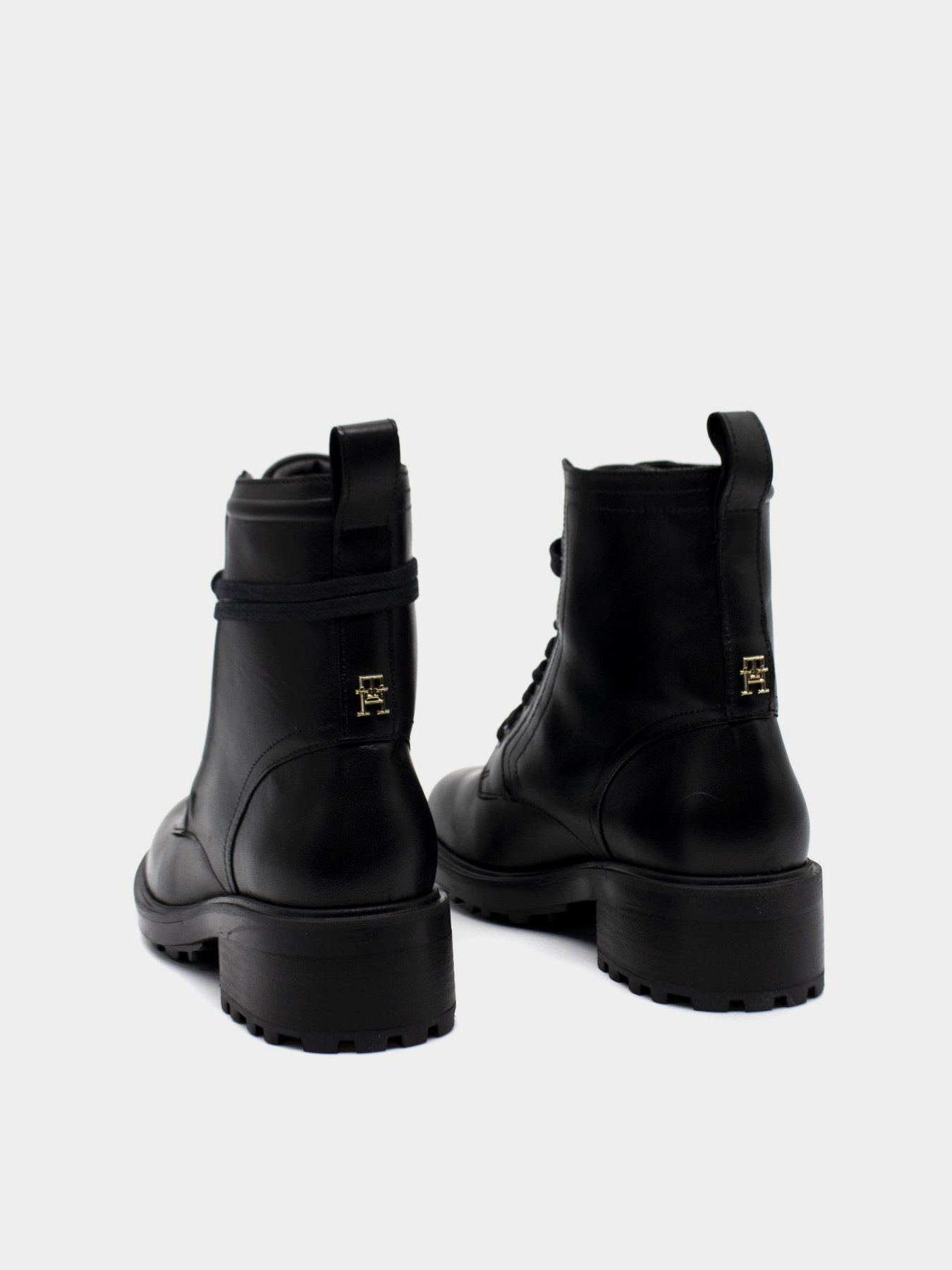 Ботинки и сапоги Tommy Hilfiger Essential Biker Boot модель FW0FW07355-BDS Фото