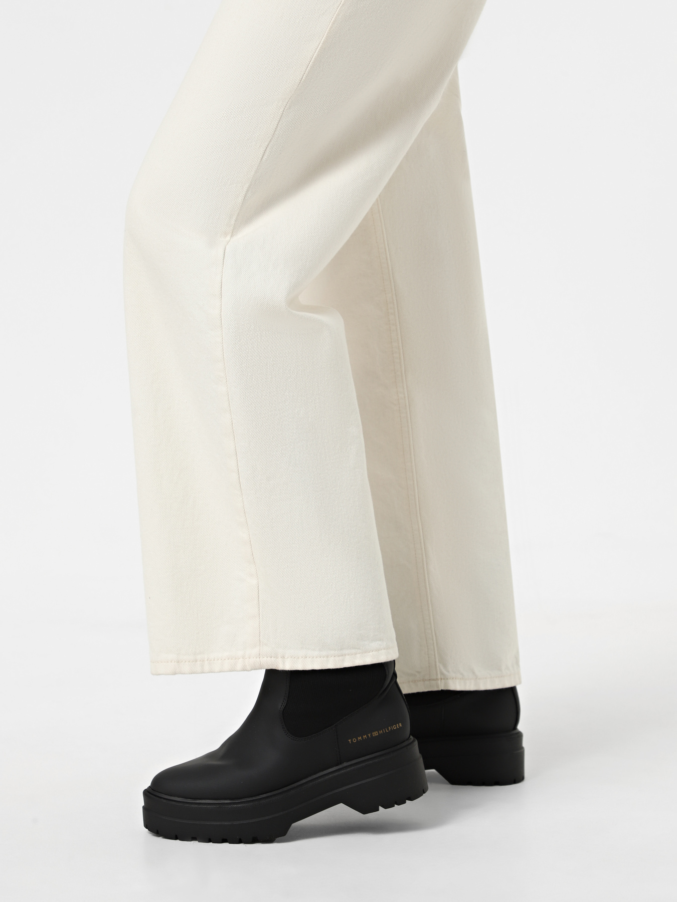 Ботинки и сапоги Tommy Hilfiger CHUNKY CLEAT RAIN модель FW0FW07226-BDS Ботинки и сапоги Tommy Hilfiger CHUNKY CLEAT RAIN модель FW0FW07226-BDS Фото