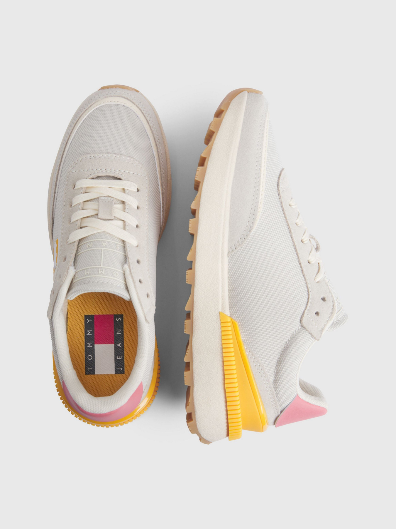 Кросівки Tommy Hilfiger RECYCLED TEXTILE CLEAT RUNNER модель EN0EN02358-AEV Кросівки Tommy Hilfiger RECYCLED TEXTILE CLEAT RUNNER модель EN0EN02358-AEV Фото