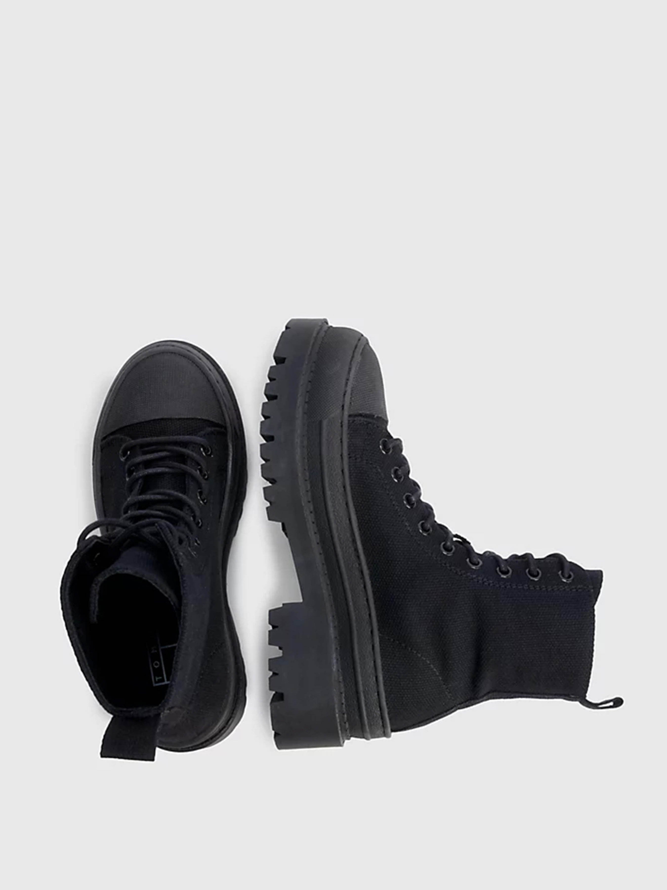 Ботинки и сапоги Tommy Hilfiger CHUNKY CLEAT CANVAS ANKLE модель EN0EN02216-BDS Фото