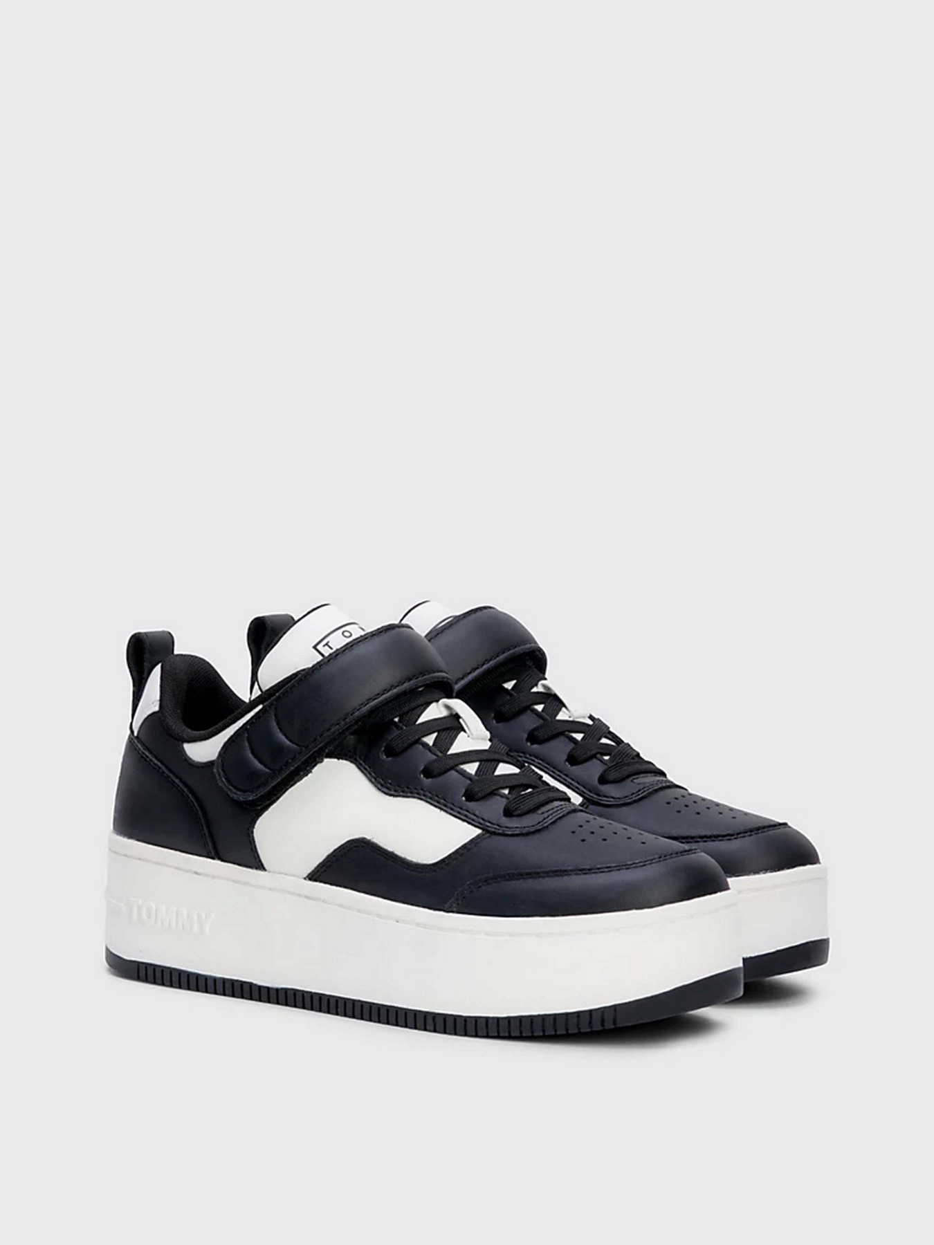 Кросівки Tommy Hilfiger HOOK AND LOOP FLATFORM модель EN0EN02210-YBL Фото