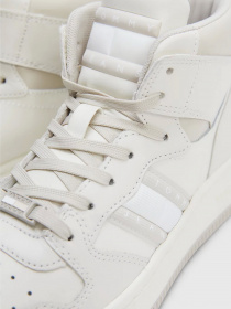 Кросівки Tommy Hilfiger RETRO BASKETBALL TRAINERS модель EN0EN02205-YBI Фото