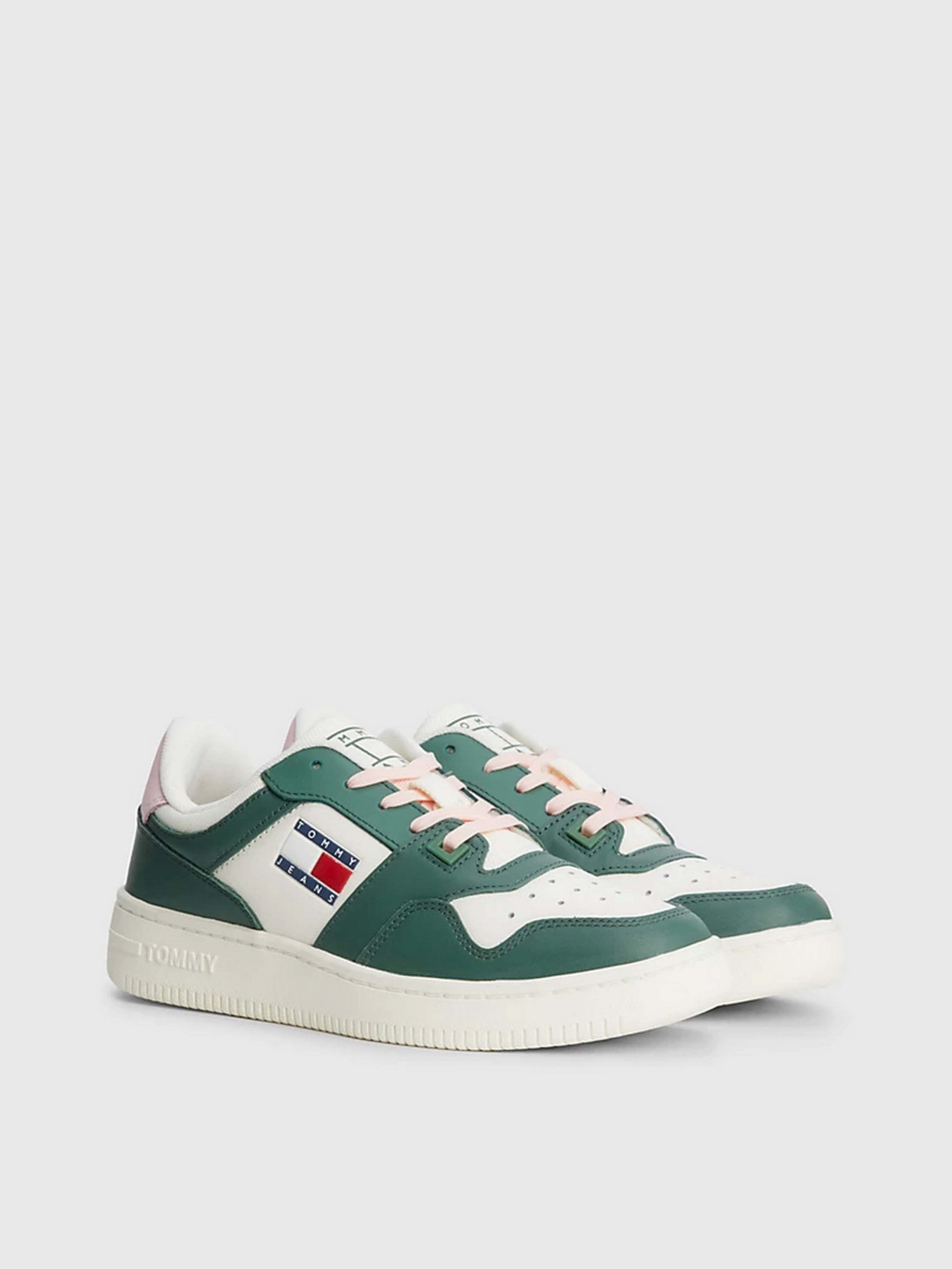 Кросівки Tommy Hilfiger RETRO BASKETBALL TRAINERS модель EN0EN02204-MBG Кросівки Tommy Hilfiger RETRO BASKETBALL TRAINERS модель EN0EN02204-MBG Фото