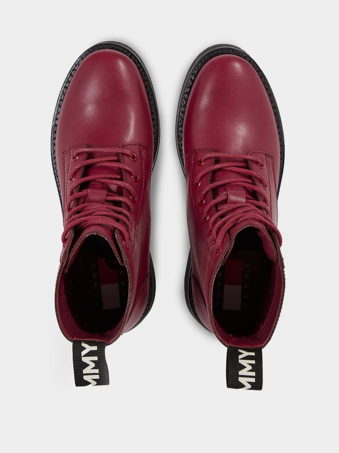 Ботинки и сапоги Tommy Hilfiger Tjw Lace Up Flat Boot модель EN0EN02310-XJS Ботинки и сапоги Tommy Hilfiger Tjw Lace Up Flat Boot модель EN0EN02310-XJS Фото