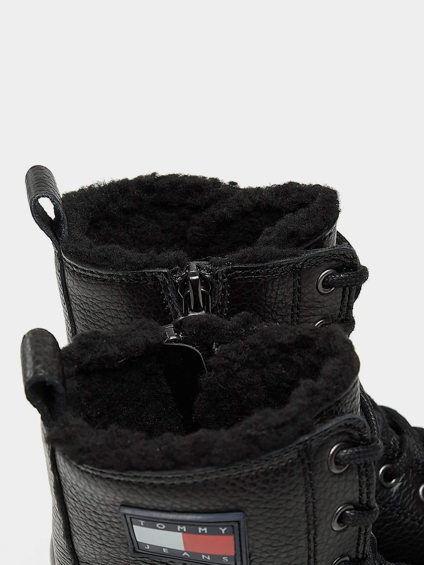 Ботинки и сапоги Tommy Hilfiger Tjw Urban Boot Tumbled Ltr Wl модель EN0EN02317-BDS Ботинки и сапоги Tommy Hilfiger Tjw Urban Boot Tumbled Ltr Wl модель EN0EN02317-BDS Фото