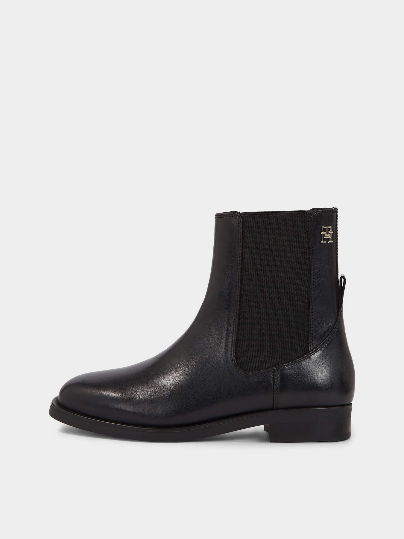 Ботинки и сапоги Tommy Hilfiger Elevated Essential Bootie модель FW0FW07483-BDS Ботинки и сапоги Tommy Hilfiger Elevated Essential Bootie модель FW0FW07483-BDS Фото