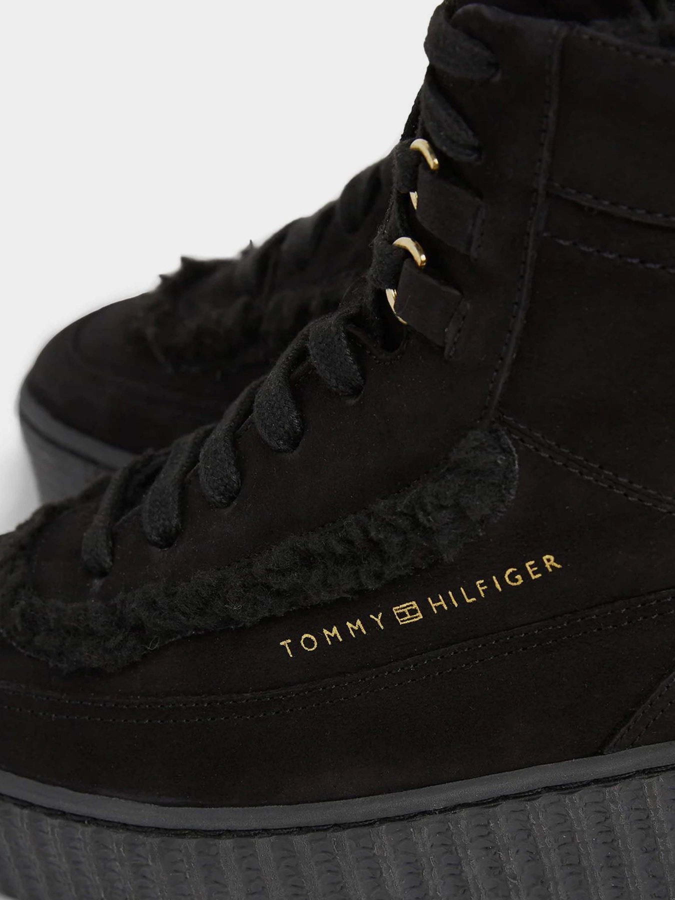 Ботинки и сапоги Tommy Hilfiger Essential Lace Up Warmbootie модель FW0FW07503-BDS Ботинки и сапоги Tommy Hilfiger Essential Lace Up Warmbootie модель FW0FW07503-BDS Фото