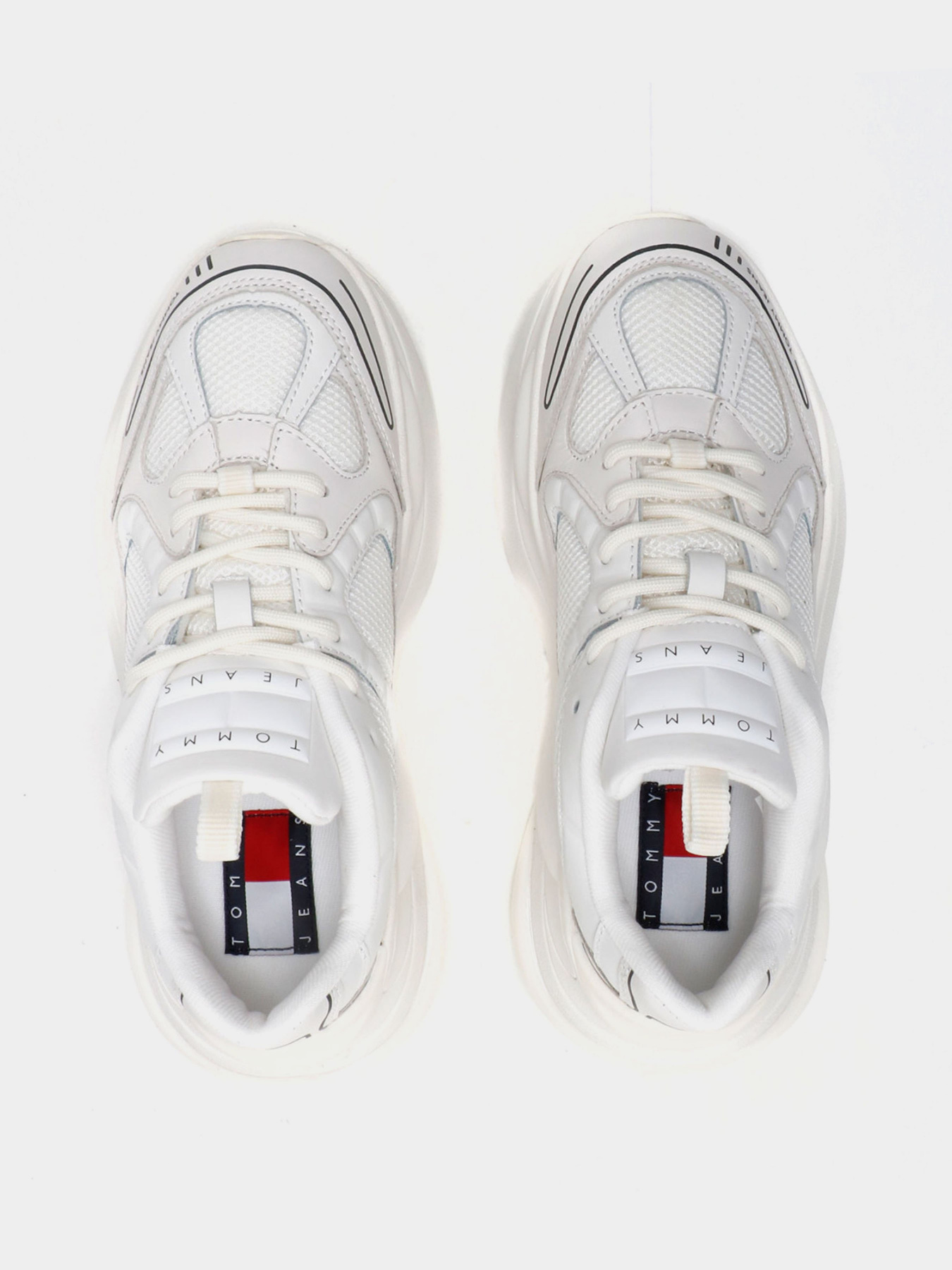 Кросівки Tommy Hilfiger Leather Chunky Sole Runner Trainers модель EN0EN02247-YBL Фото