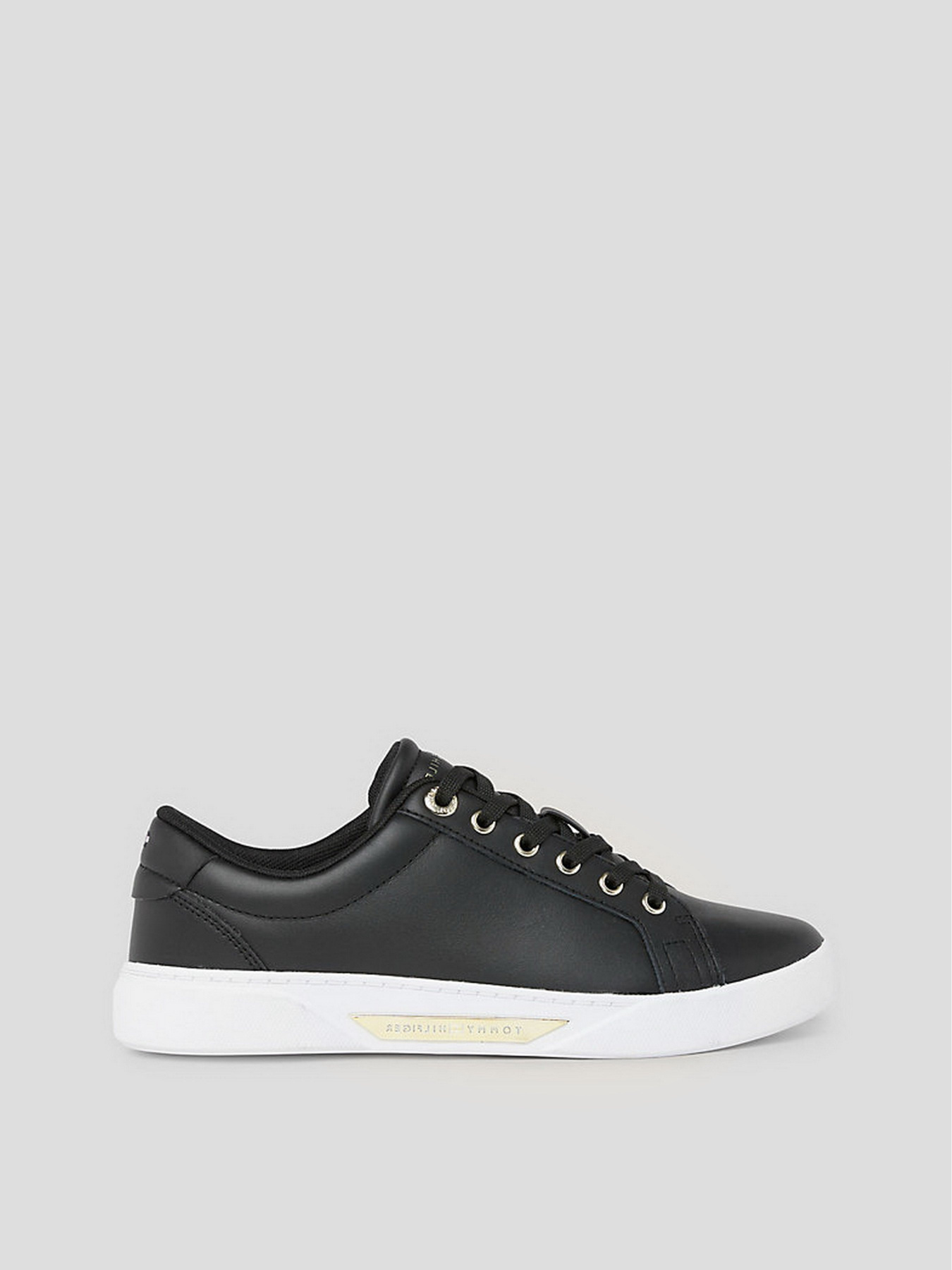 Кеды Tommy Hilfiger Genuine Leather Logo Detailed Sneaker модель FW0FW07560-0GJ Кеды Tommy Hilfiger Genuine Leather Logo Detailed Sneaker модель FW0FW07560-0GJ Фото