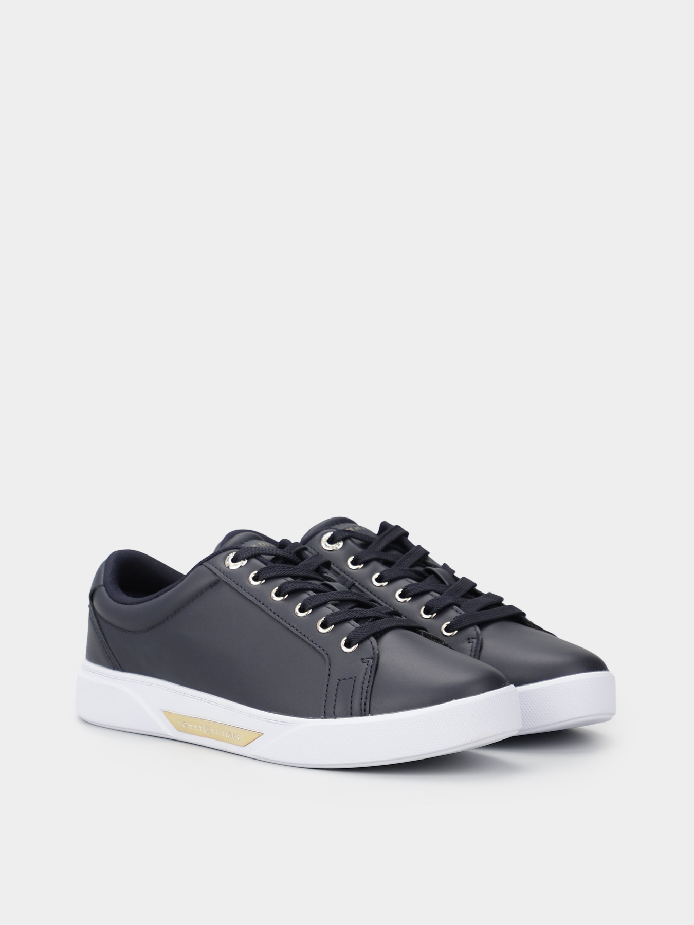 Кеды Tommy Hilfiger Genuine Leather Logo Detailed Sneaker модель FW0FW07560-DW6 Кеды Tommy Hilfiger Genuine Leather Logo Detailed Sneaker модель FW0FW07560-DW6 Фото