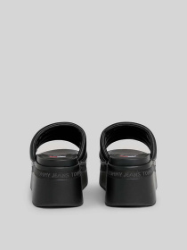 Шльопанці Tommy Hilfiger модель EN0EN02455-BDS Фото