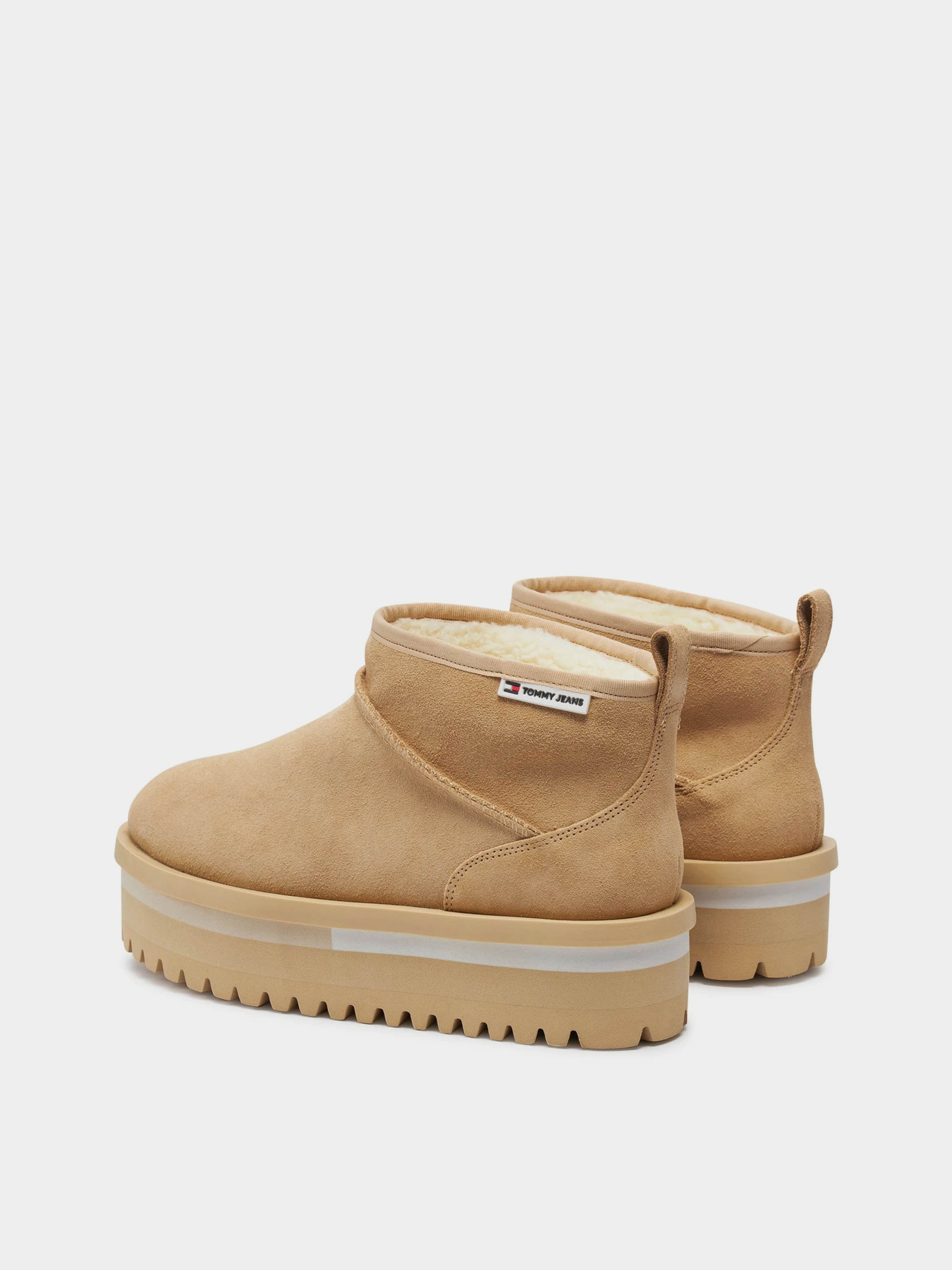 Ботинки и сапоги Tommy Hilfiger модель EN0EN02599-AB9 Ботинки и сапоги Tommy Hilfiger модель EN0EN02599-AB9 Фото