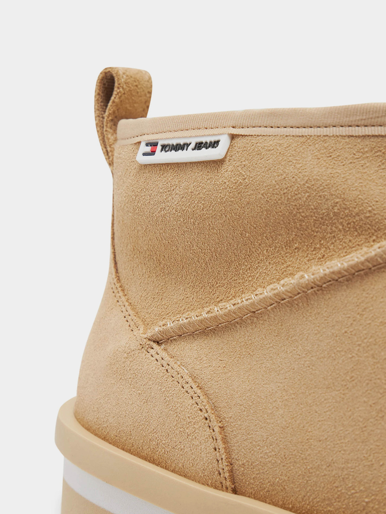 Ботинки и сапоги Tommy Hilfiger модель EN0EN02599-AB9 Ботинки и сапоги Tommy Hilfiger модель EN0EN02599-AB9 Фото