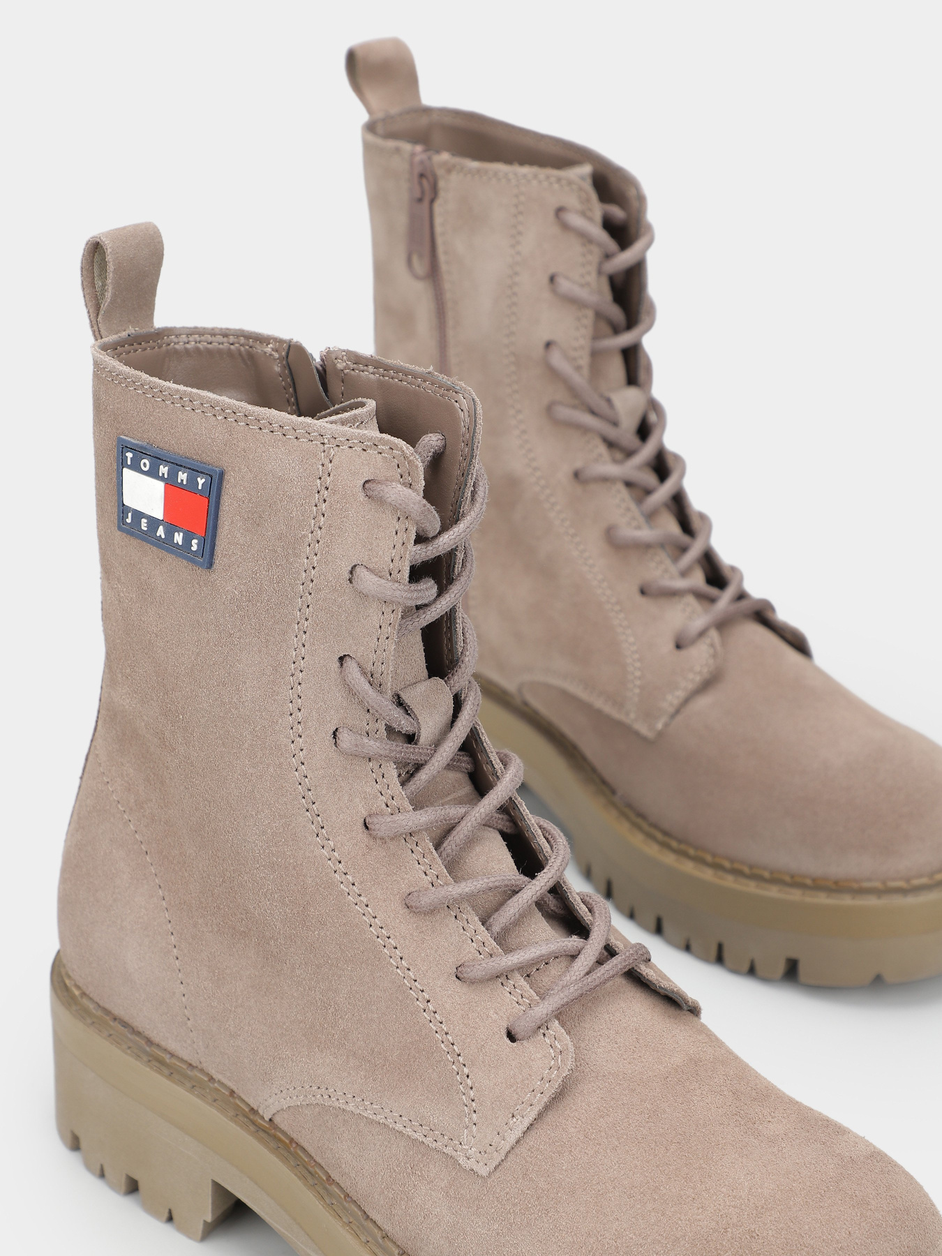 Ботинки и сапоги Tommy Hilfiger модель EN0EN02630-PKC Фото