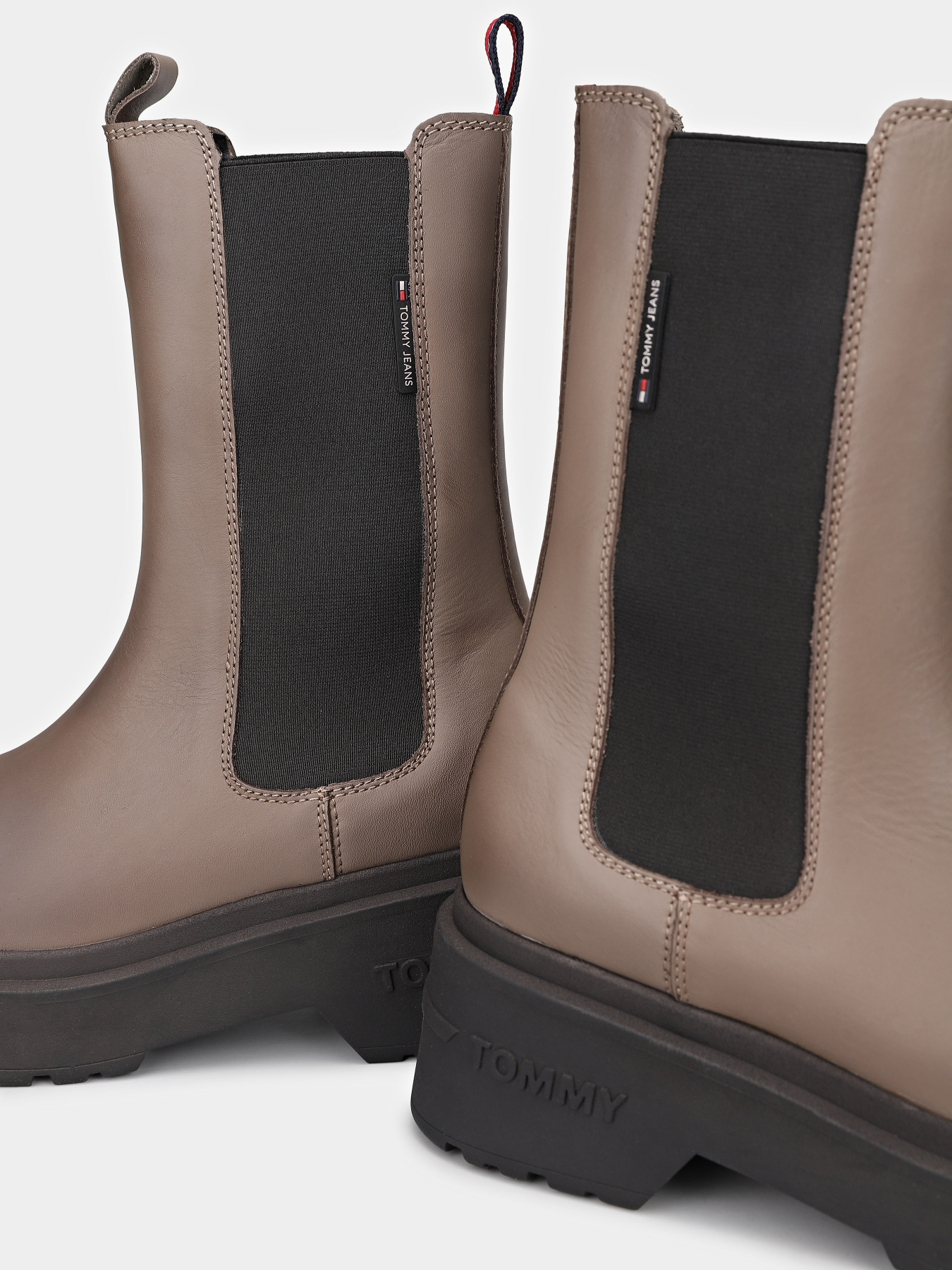 Ботинки и сапоги Tommy Hilfiger модель EN0EN02635-PKC Ботинки и сапоги Tommy Hilfiger модель EN0EN02635-PKC Фото