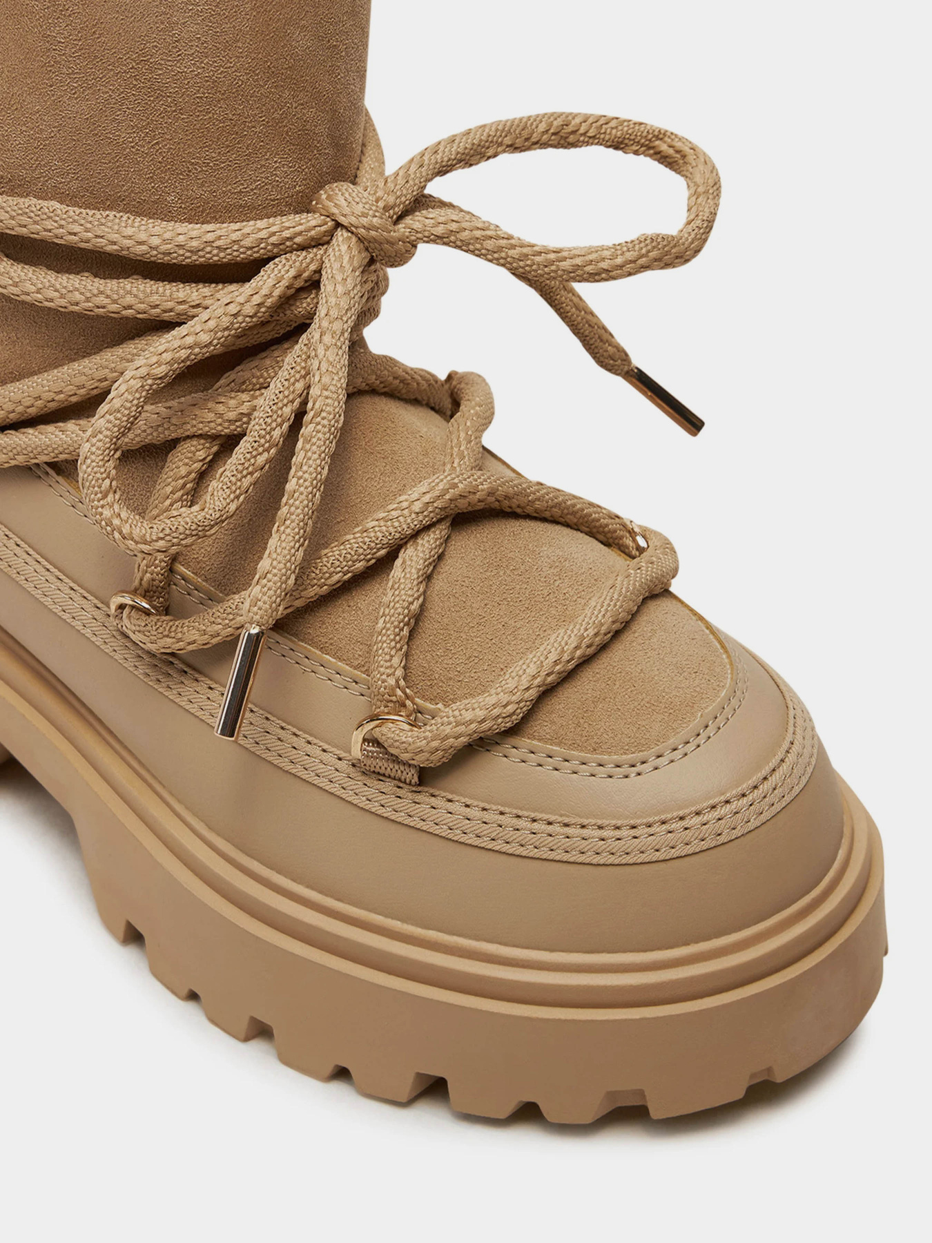 Ботинки и сапоги Tommy Hilfiger модель FW0FW08085-AEG Ботинки и сапоги Tommy Hilfiger модель FW0FW08085-AEG Фото