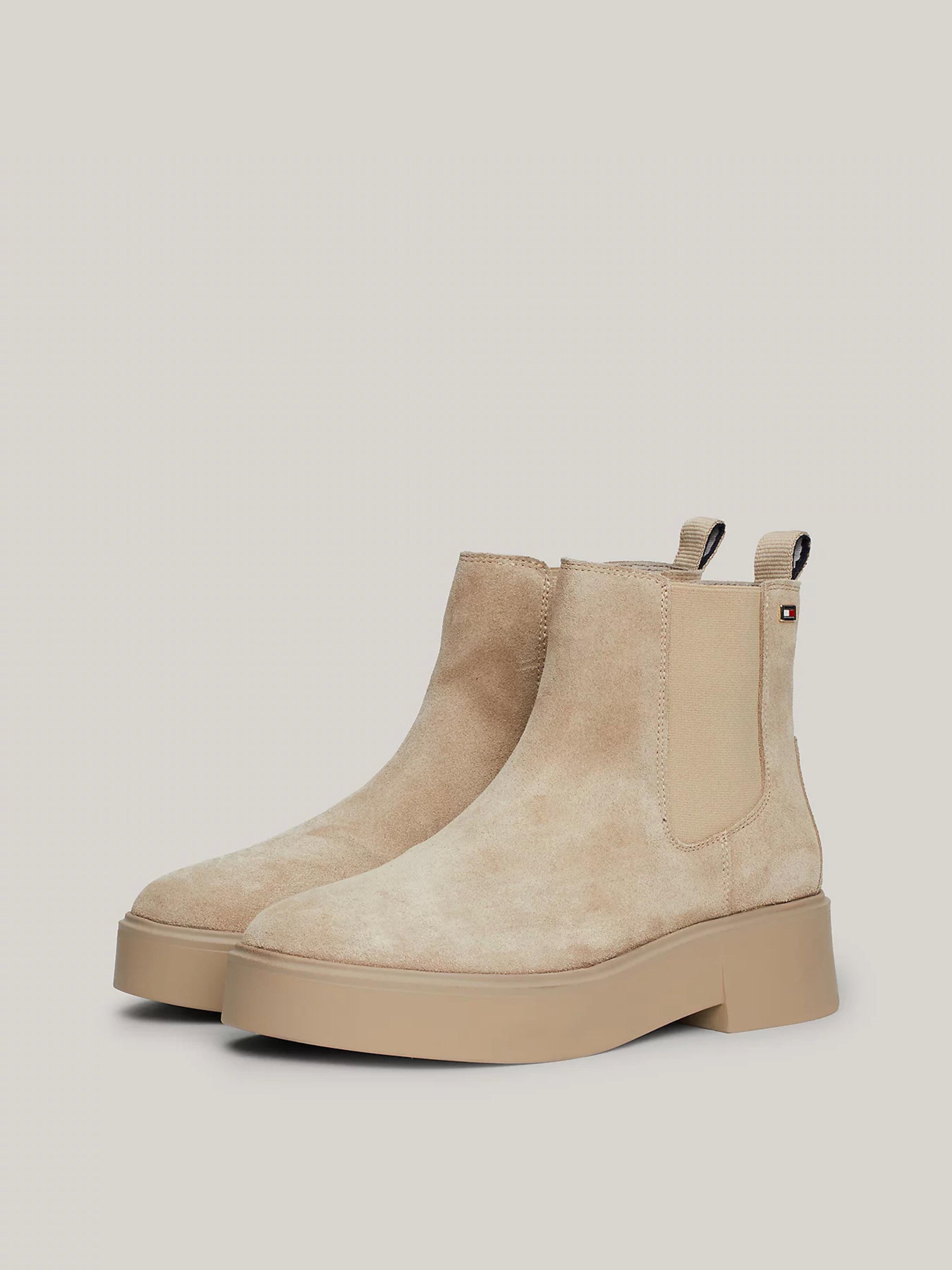 Ботинки и сапоги Tommy Hilfiger модель FW0FW08303-AEG Ботинки и сапоги Tommy Hilfiger модель FW0FW08303-AEG Фото