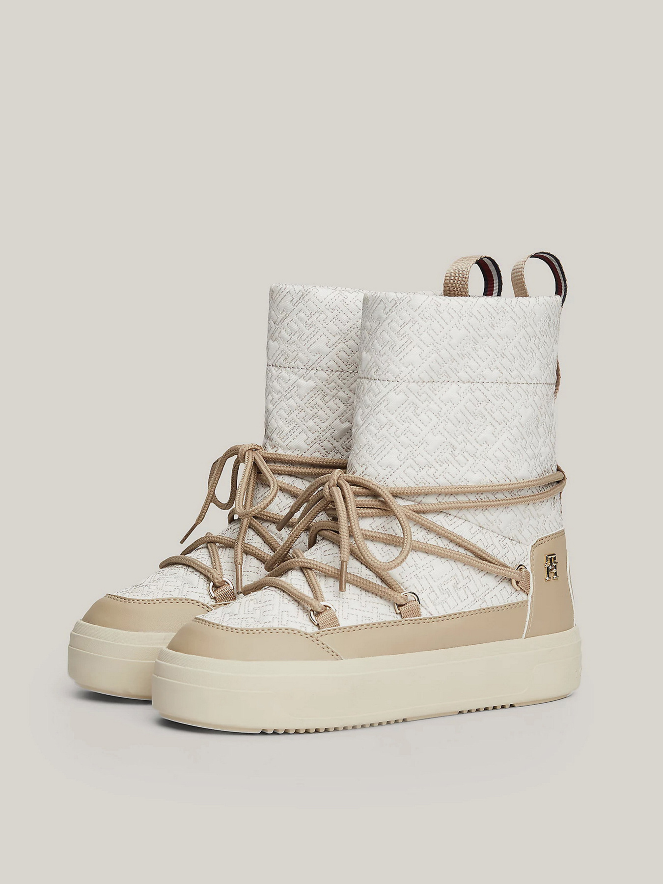 Ботинки и сапоги Tommy Hilfiger модель FW0FW08430-AEG Ботинки и сапоги Tommy Hilfiger модель FW0FW08430-AEG Фото