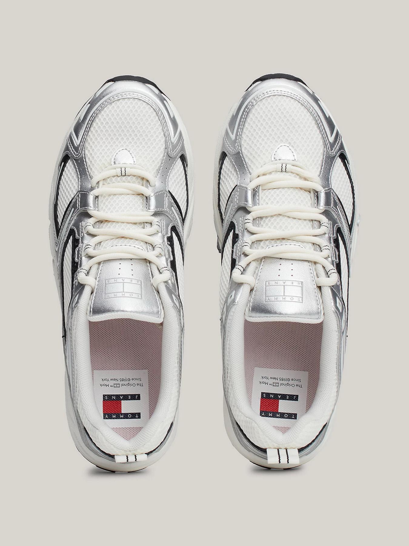 Кроссовки Tommy Hilfiger модель EN0EN02680-PE6 Фото