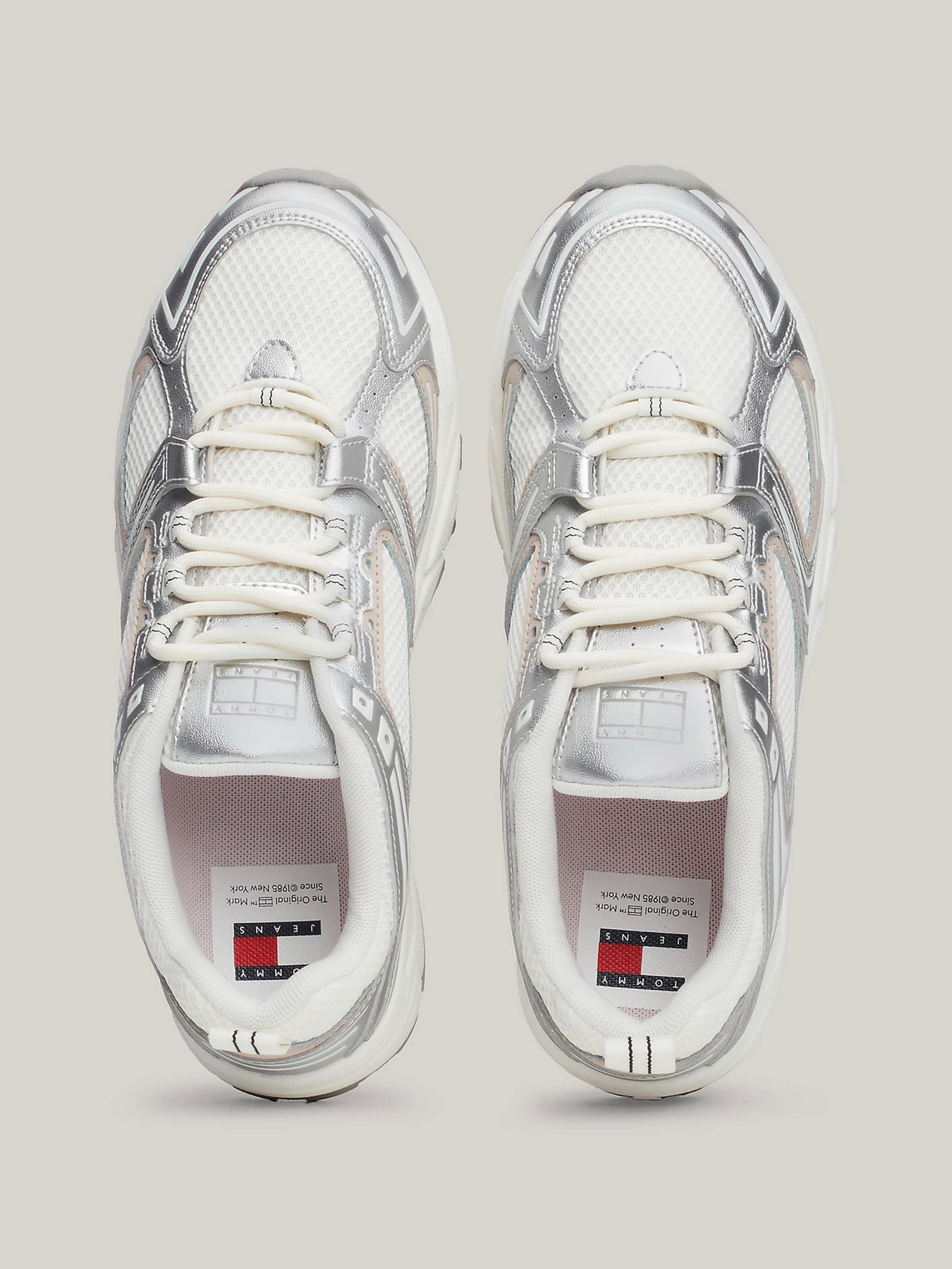Кроссовки Tommy Hilfiger модель EN0EN02680-PJ5 Фото